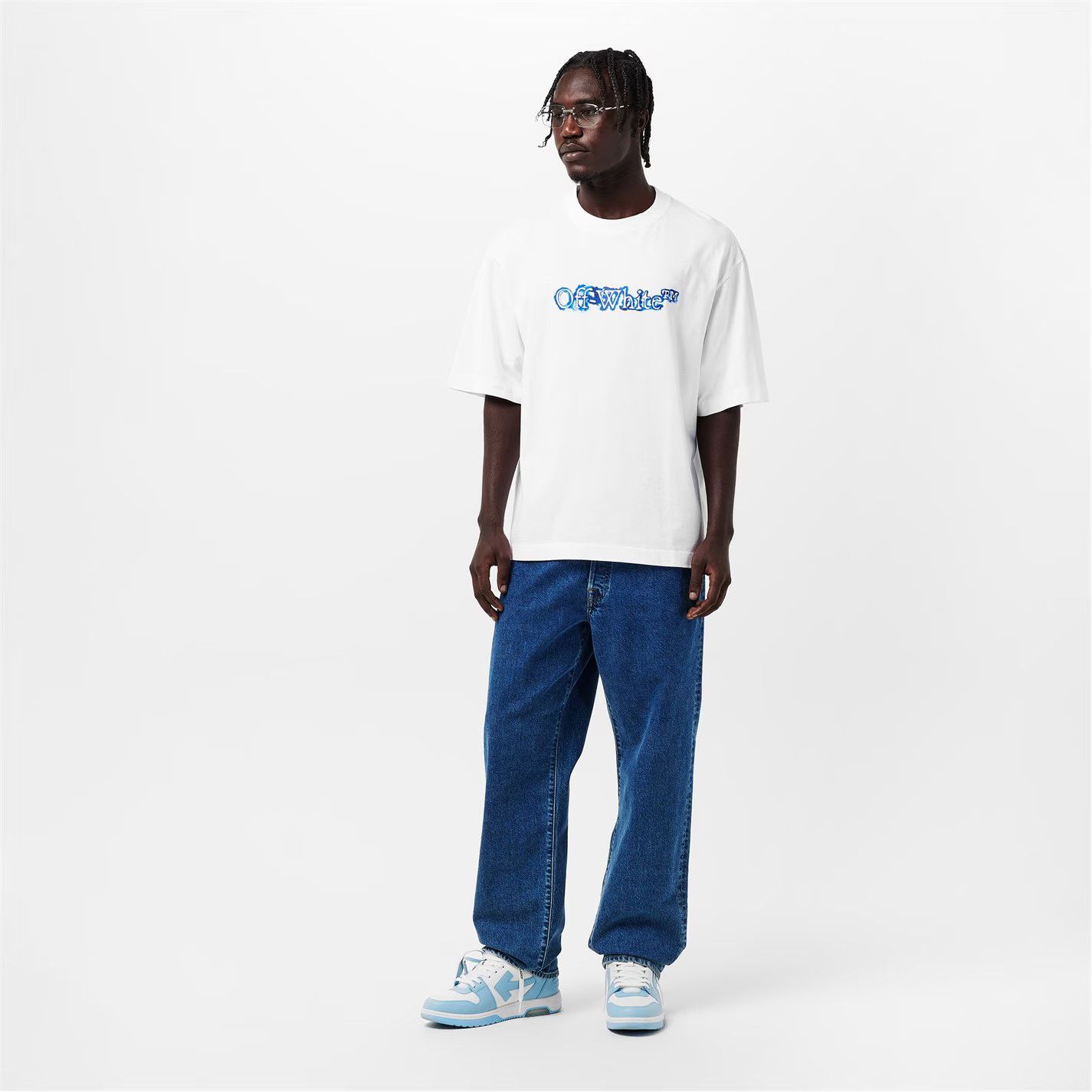 Off-White o1g2r1mq0226 Cloudy Arrow Regular Fit T-Shirt In White Size US L / EU 52-54 / 3 - 6 Thumbnail