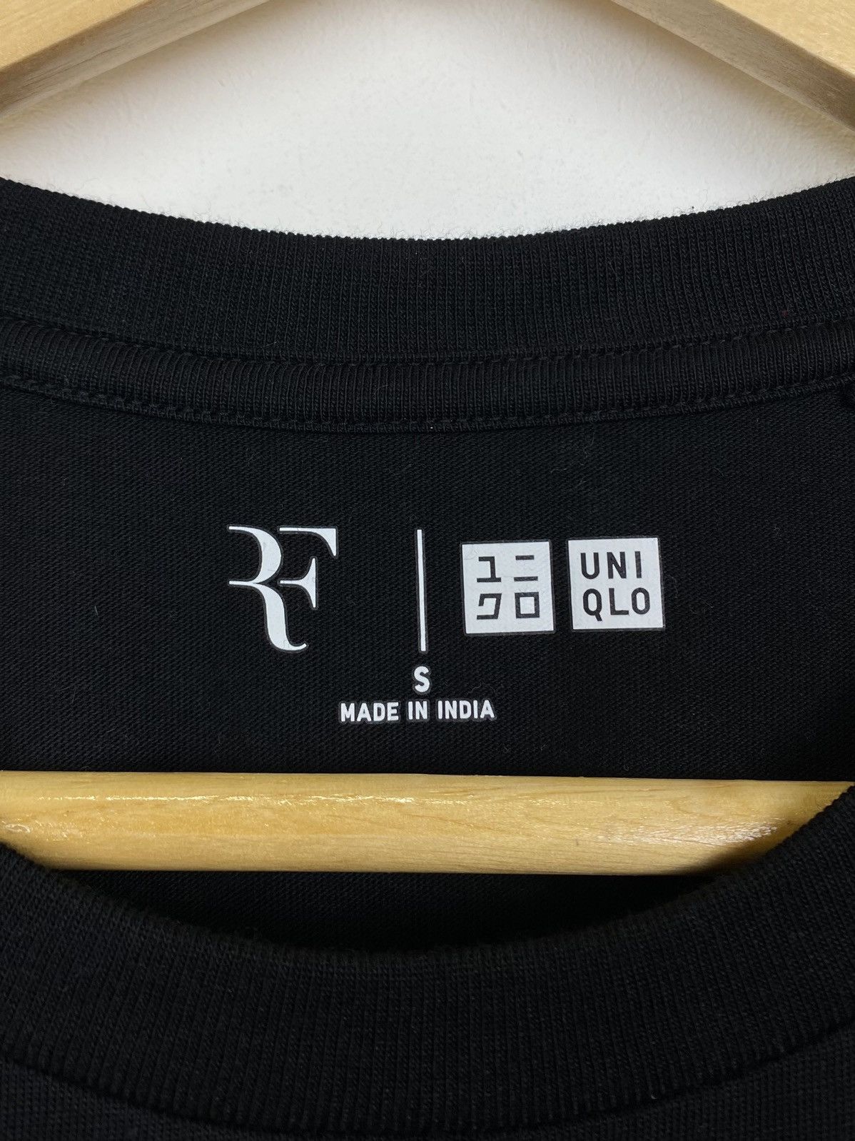 Uniqlo Uniqlo x Roger Federer Tennis T-Shirt Men’s Size S Black Top Size US S / EU 44-46 / 1 - 3 Thumbnail