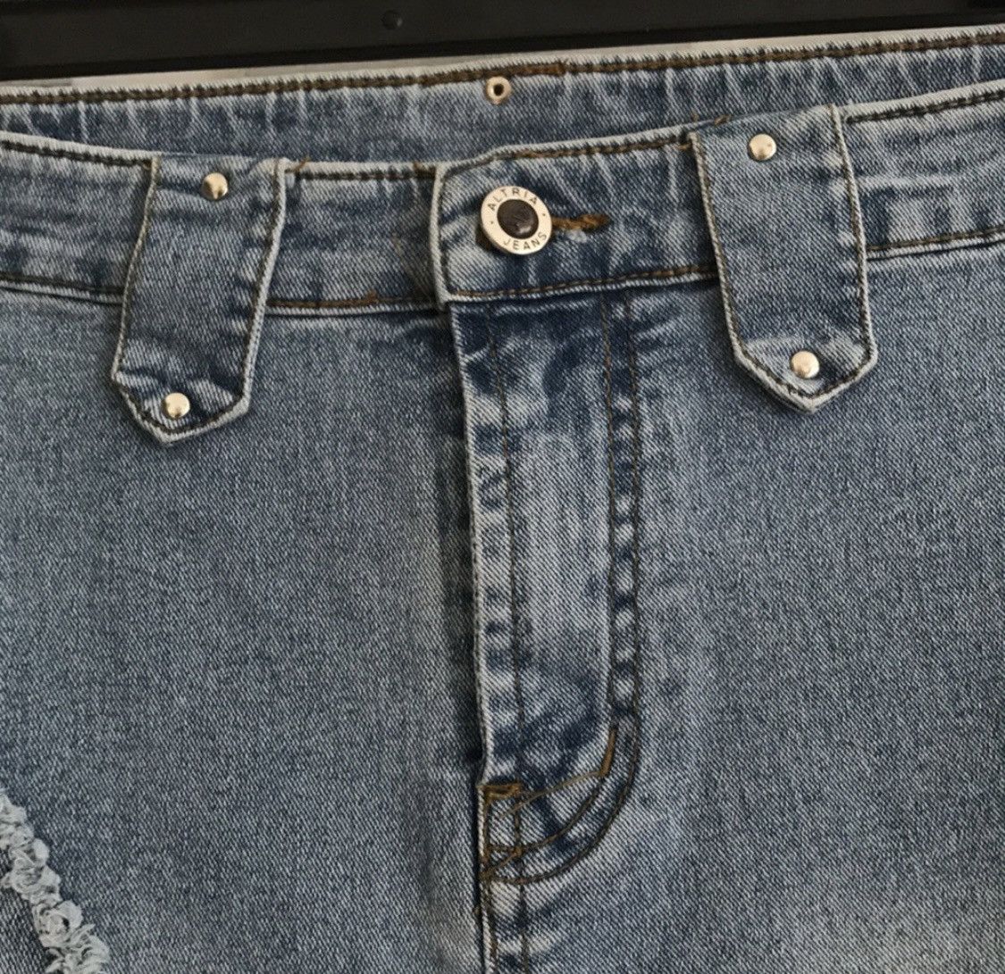 Other HIGH WAISTED BACK SLIT ASYMMETRICAL EMBELLISHED JEAN SKIRT Size 26" / US 2 / IT 38 - 9 Thumbnail