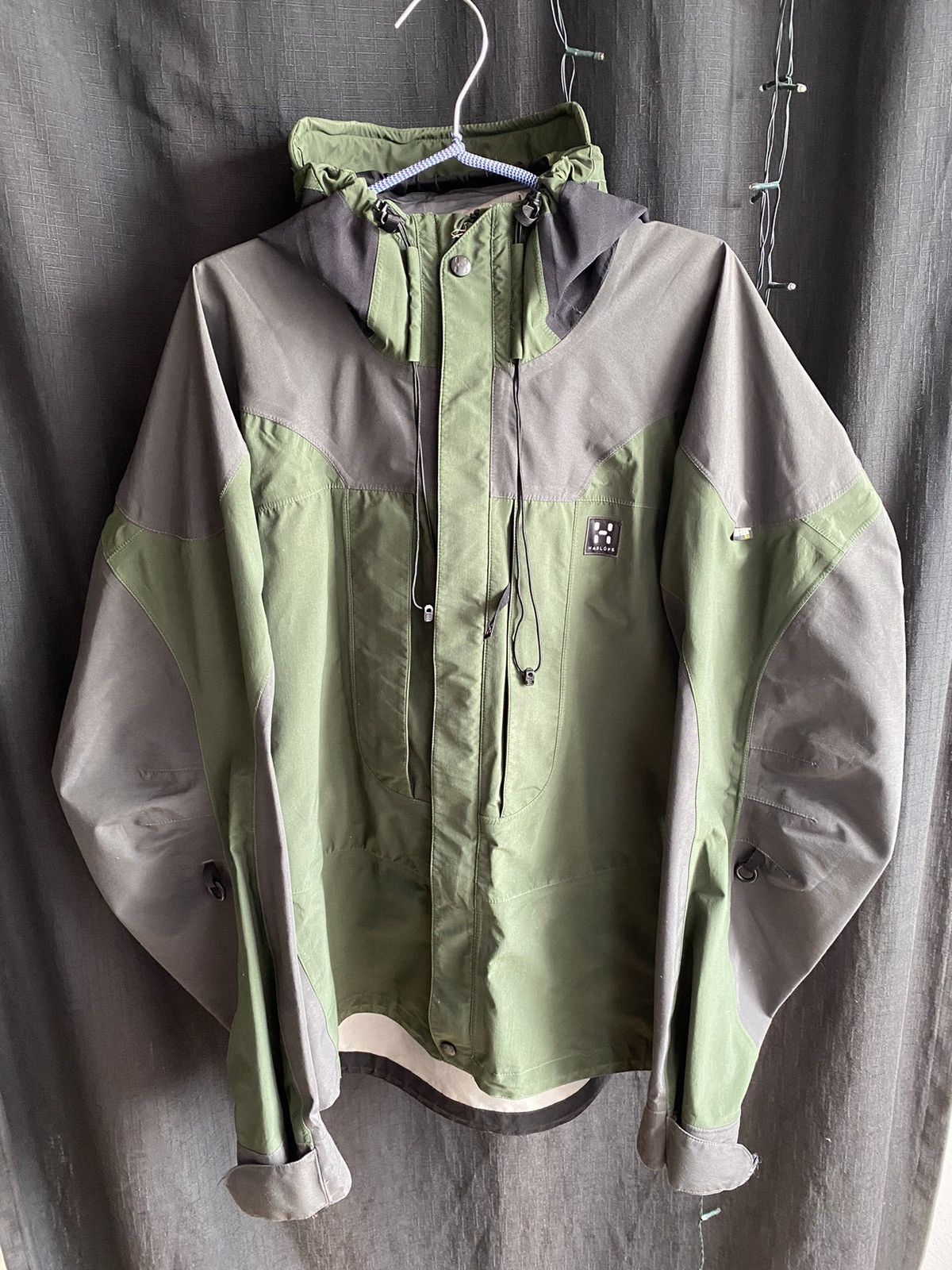 image of Khaki Haglofs Goretex Jacket , Gorpcore Style in Green, Men's (Size XL)