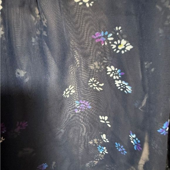 Free People Free People Sheer Navy Floral Button-Down Blouse – Sz M Size M / US 6-8 / IT 42-44 - 7 Thumbnail