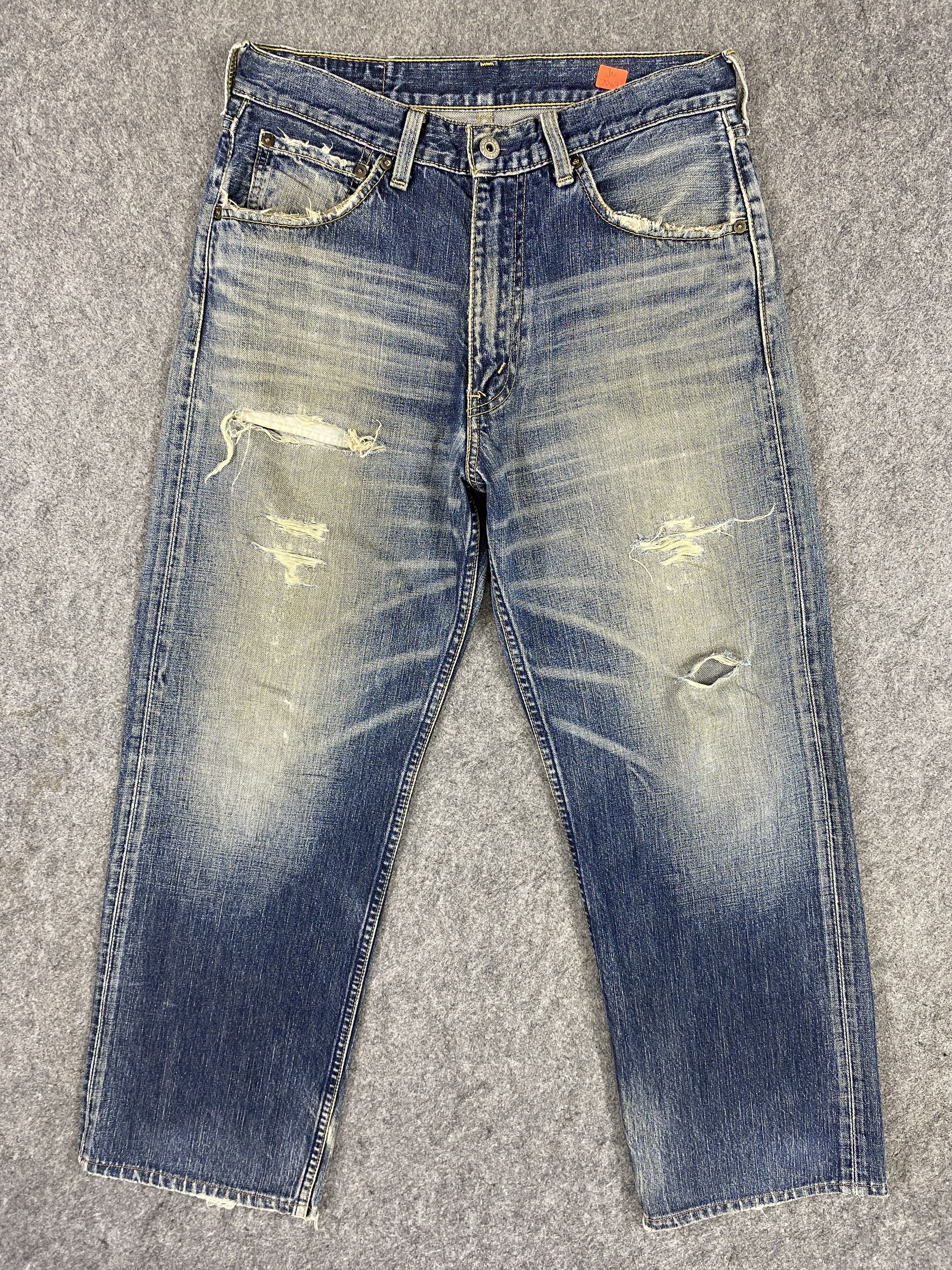 image of Distressed Denim x Hype Distressed Blue Vintage Levi's 504 31X29 Denim -Jn2067 in Blue Distressed