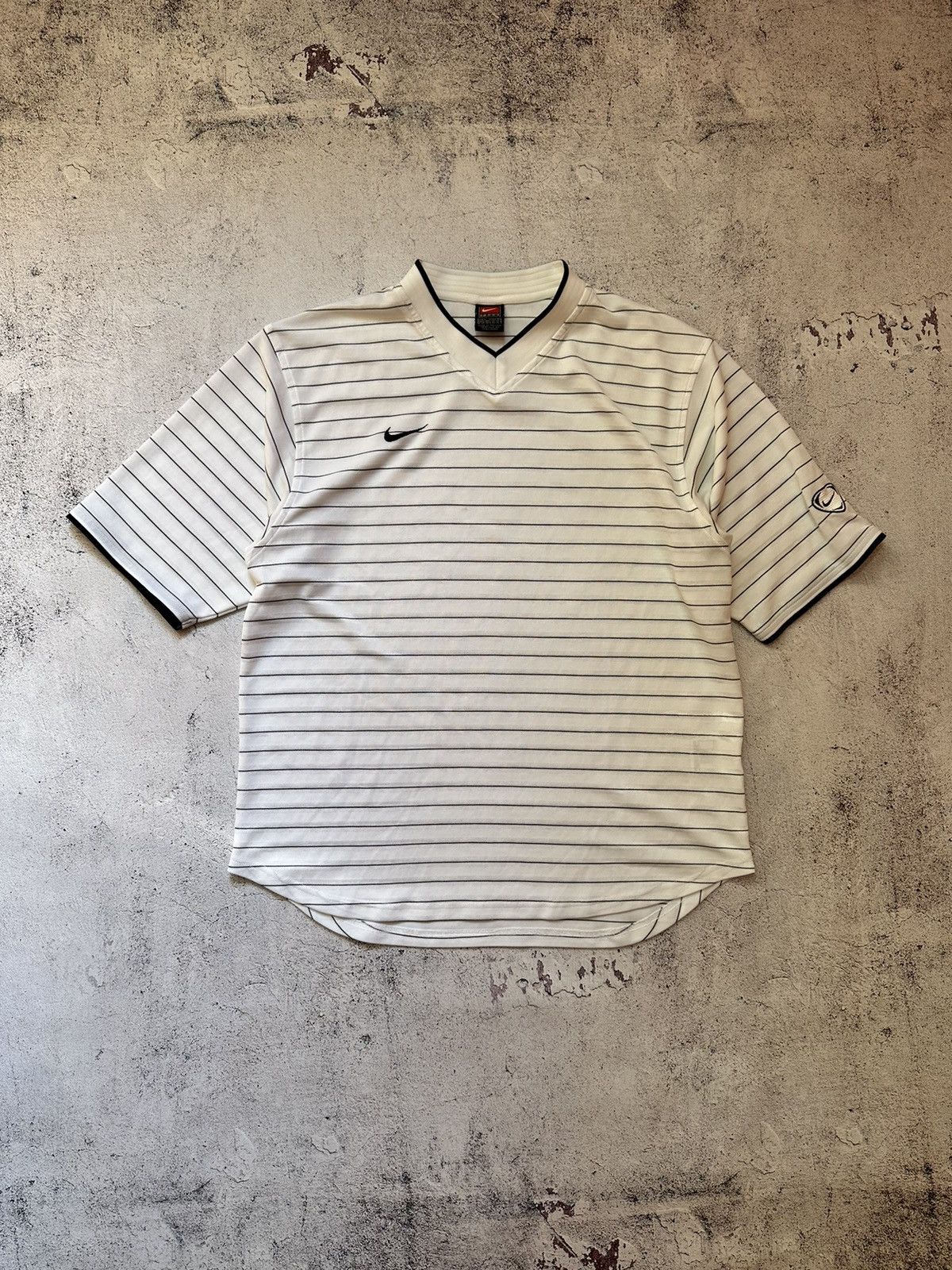 Nike × Vintage Vintage Nike Team Striped Jersey T Shirts 00s Size US L / EU 52-54 / 3 - 1 Thumbnail