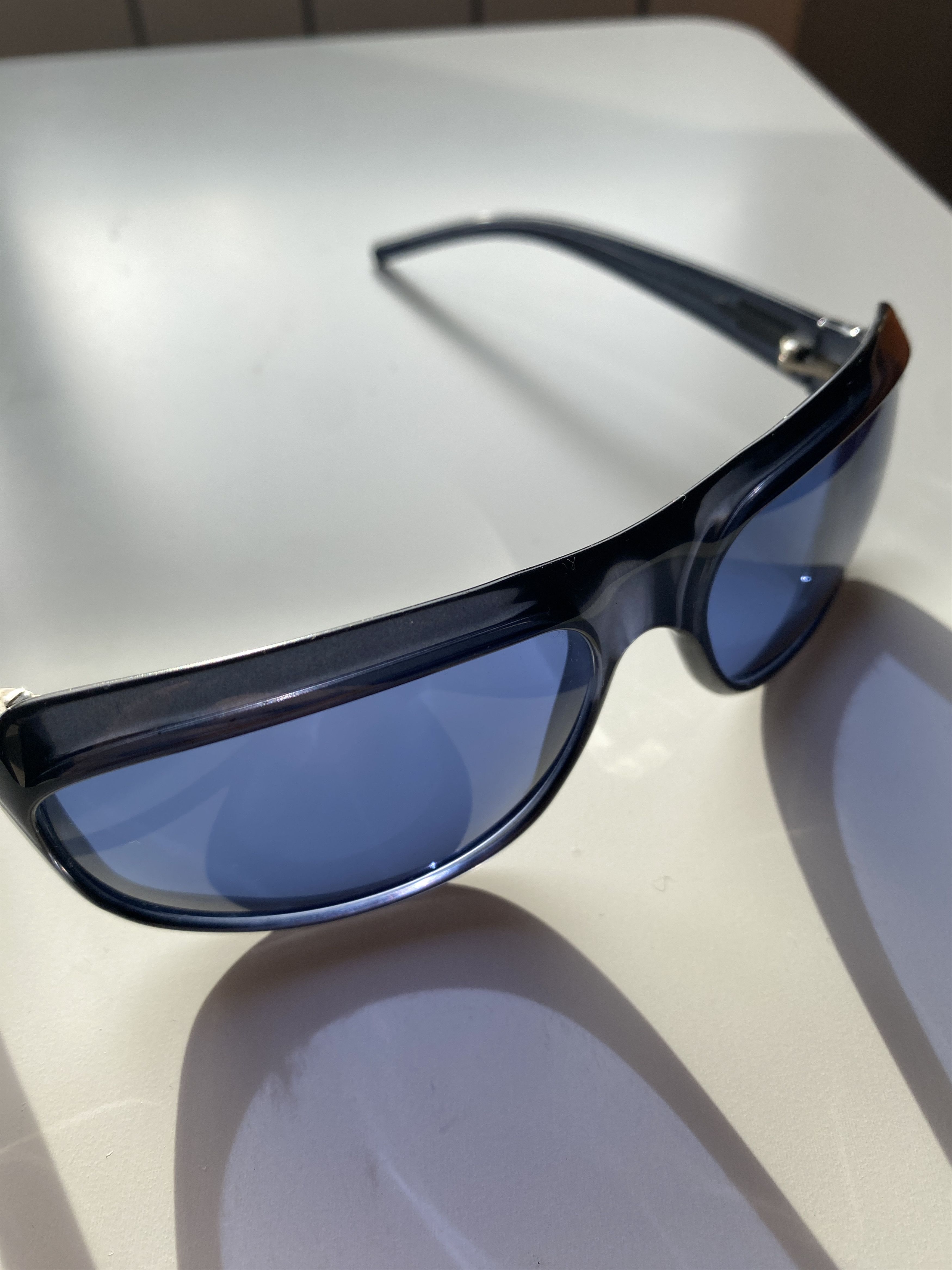 Gucci Vintage Gucci Blue Sunglasses Size ONE SIZE - 8 Thumbnail