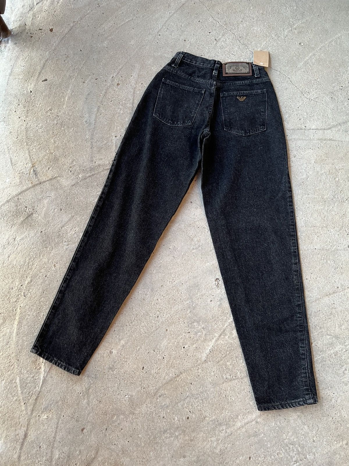 Giorgio Armani Vintage Armani Jeans Size 28" / US 6 / IT 42 - 1 Thumbnail