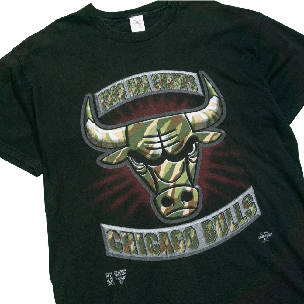 Vintage 1998 Chicago Bulls NBA Champs Camo Tee – XL Size US XL / EU 56 / 4 - 2 Thumbnail
