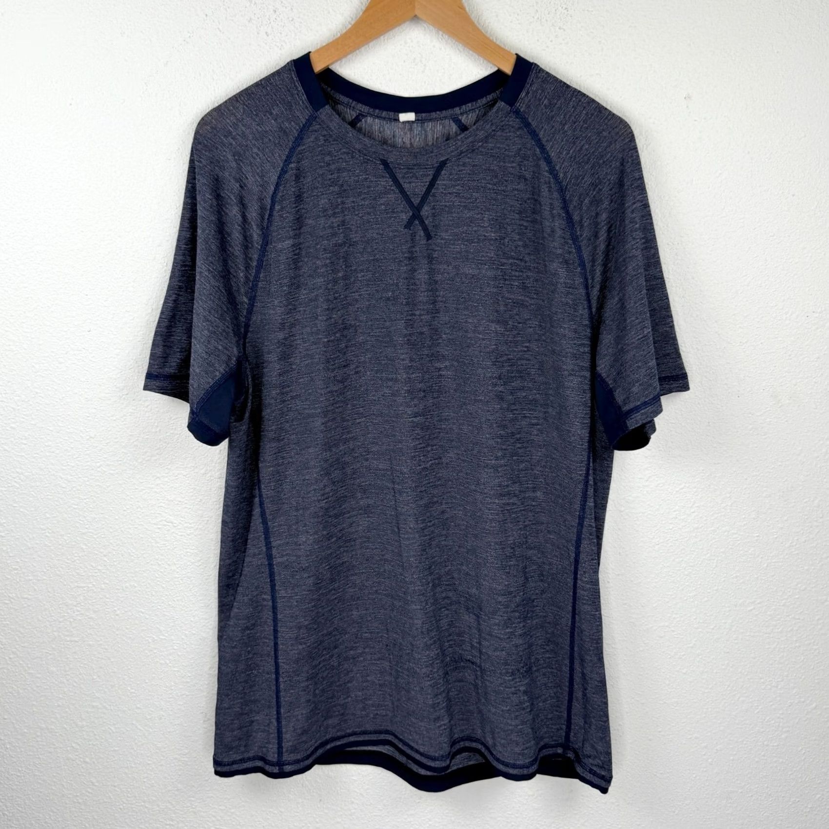 Lululemon Lululemon Metal Vent Tech Tee Men's XL Short Sleeve Shirt Top Navy Size US XL / EU 56 / 4 - 2 Thumbnail