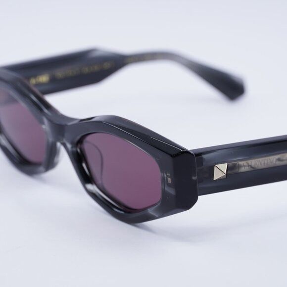 Valentino Valentino V-TRE VLS-101A Sunglasses Shiny Black Cat Eye Size ONE SIZE - 9 Thumbnail