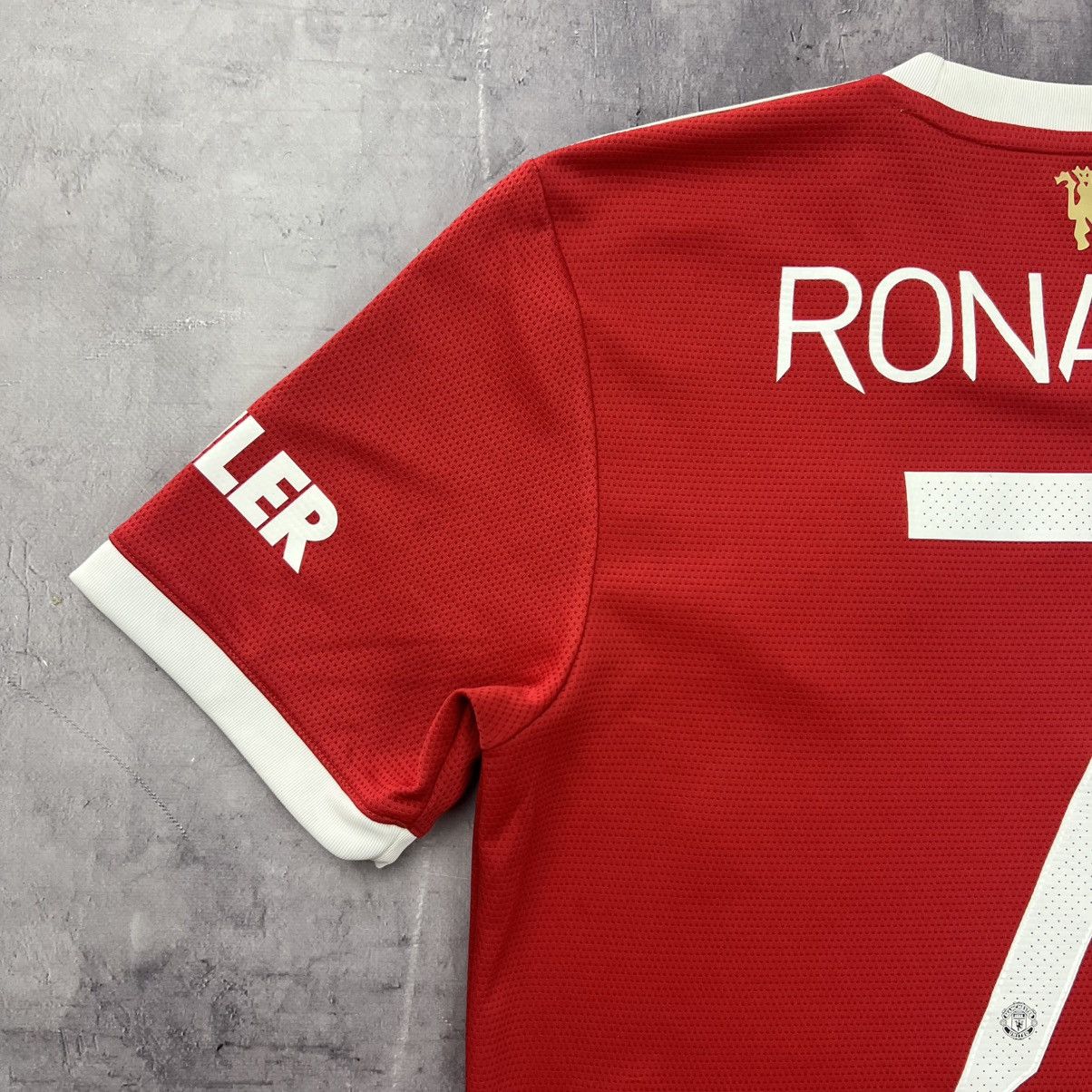 Other Rare! Ronaldo 7 Adidas Manchester United Soccer Jersey Size US S / EU 44-46 / 1 - 14 Thumbnail