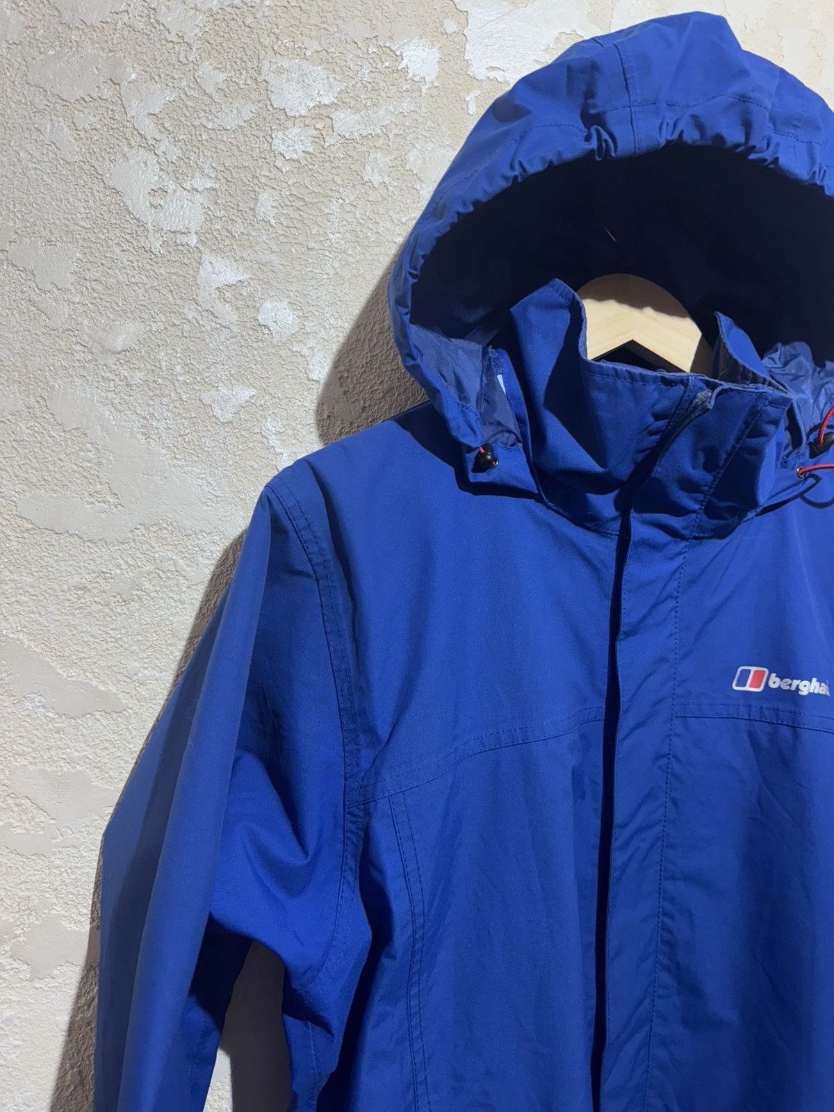 Berghaus × Outdoor Research Outdoor Berghaus Men's Hudroshell Jacket Size M Size US M / EU 48-50 / 2 - 6 Thumbnail