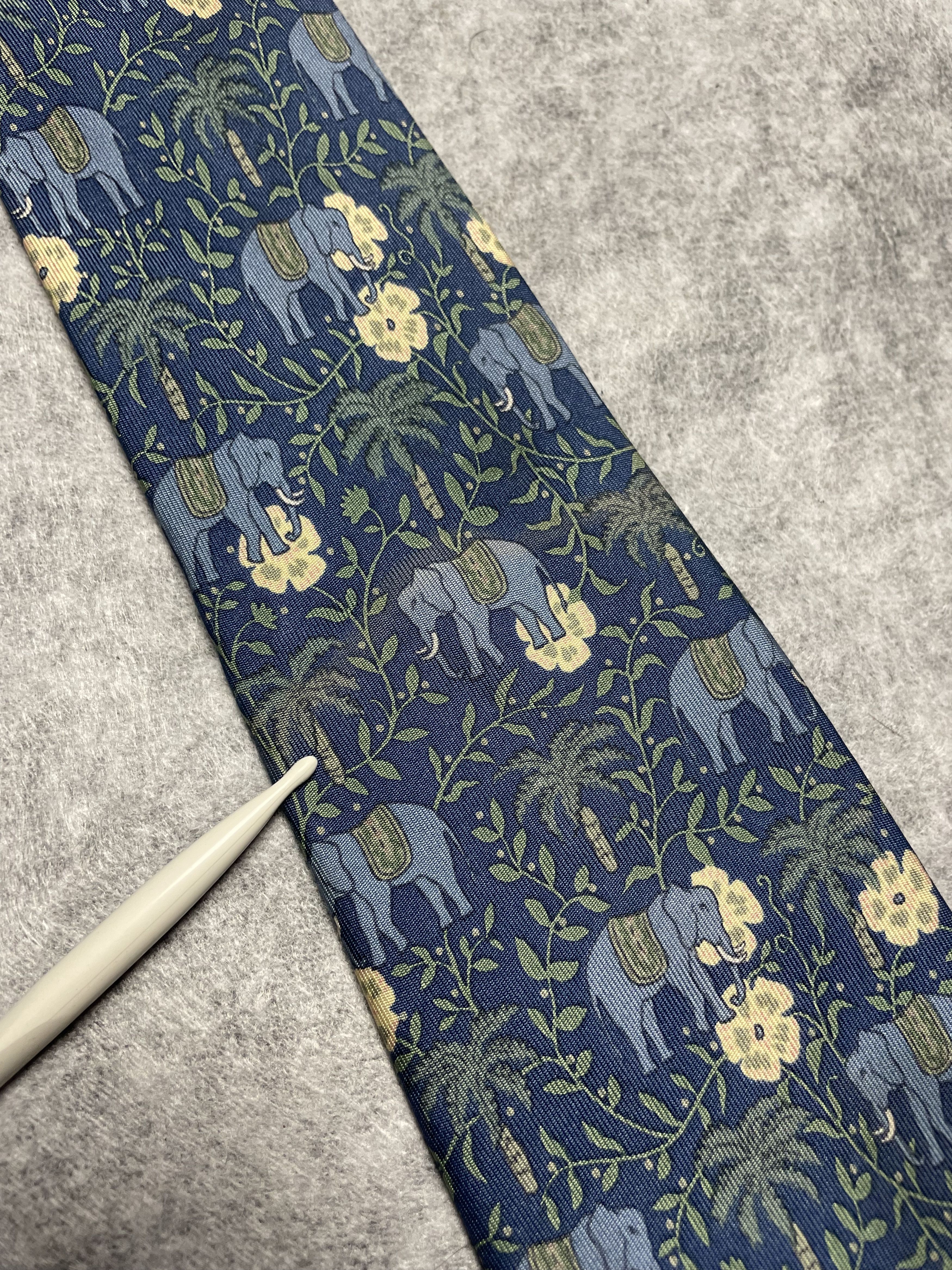 Hermes HERMES Paris 7183 UA Mustard Elephant Palm Floral Silk Tie Size ONE SIZE - 10 Thumbnail
