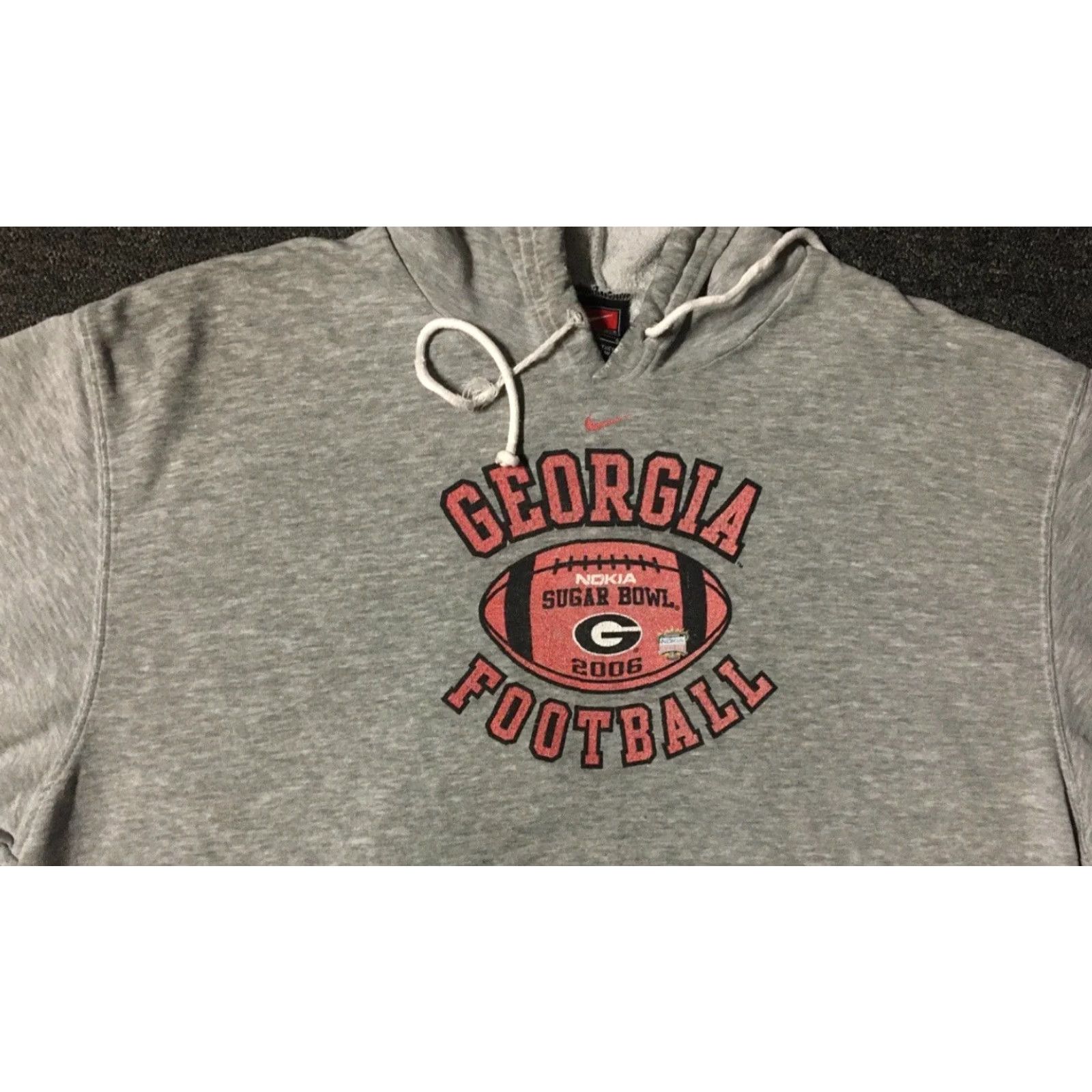 Travis Scott VINTAGE Nike Center Swoosh Georgia Football Hoodie L Gray 90s Grunge Sugar Bowl Men Large Football USA College Retro Sport Mens Size US L / EU 52-54 / 3 - 5 Thumbnail