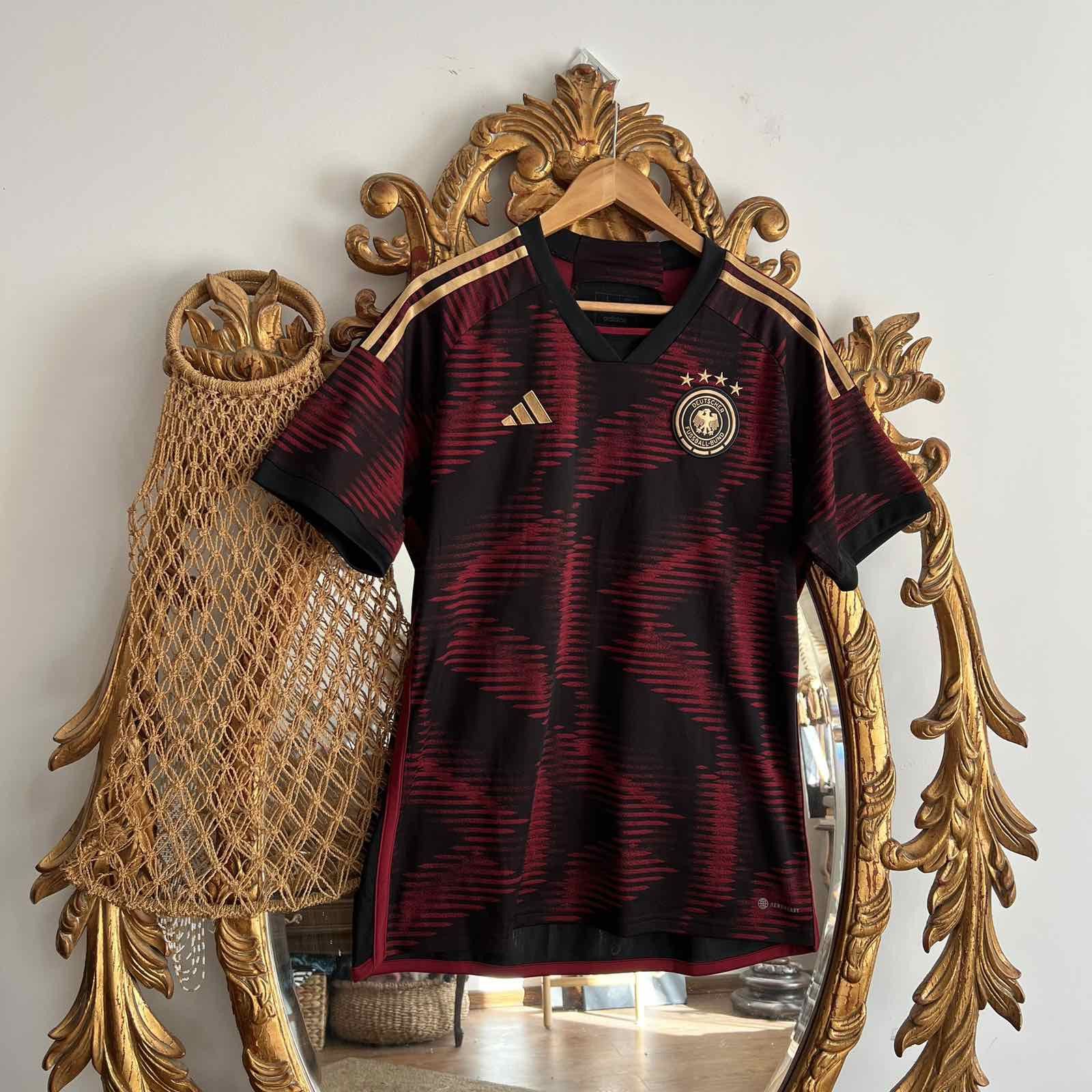 BLOCKCORE 🌸 Germany 2022 Soccer Jersey adidas football Sz L