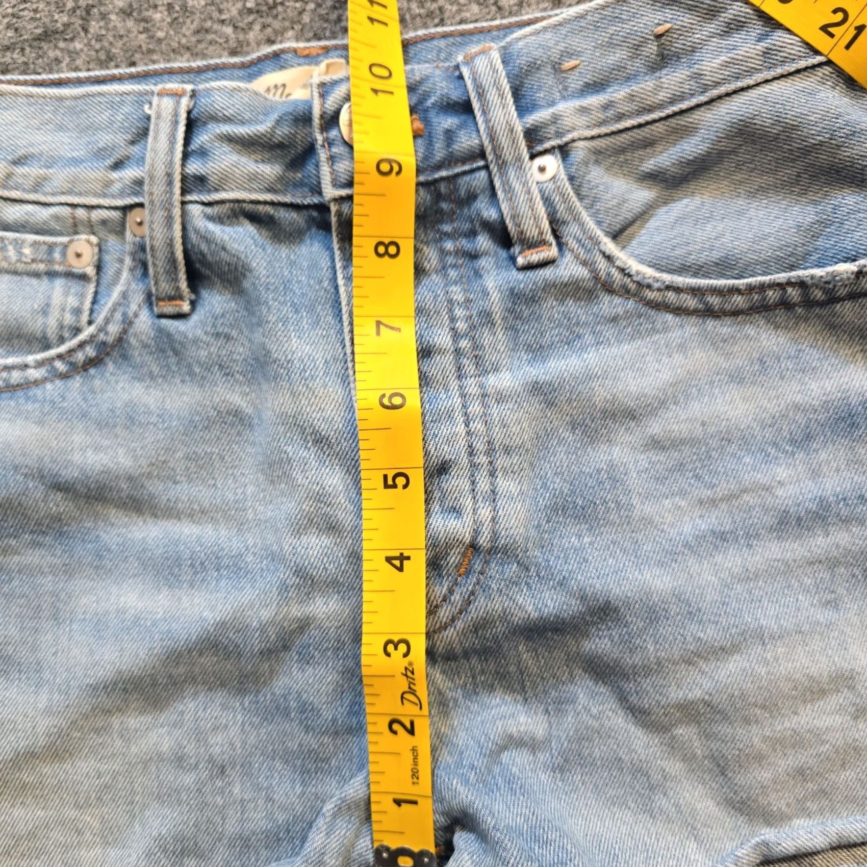 Madewell Madewell Shorts Womens Size 23 Denim Distressed 3 Inch Raw Hem Capsule Beachy Casual Size 42" / US 20 - 7 Thumbnail