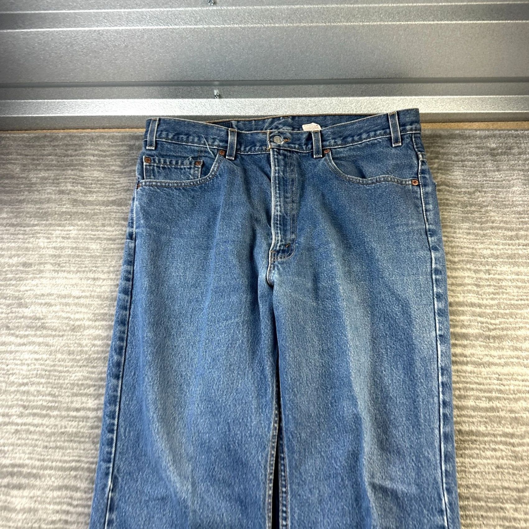 Levi's VINTAGE Levi's Jeans Mens 517 Bootcut 36x32 Denim 1999 USA Made Size US 38 / EU 54 - 3 Thumbnail
