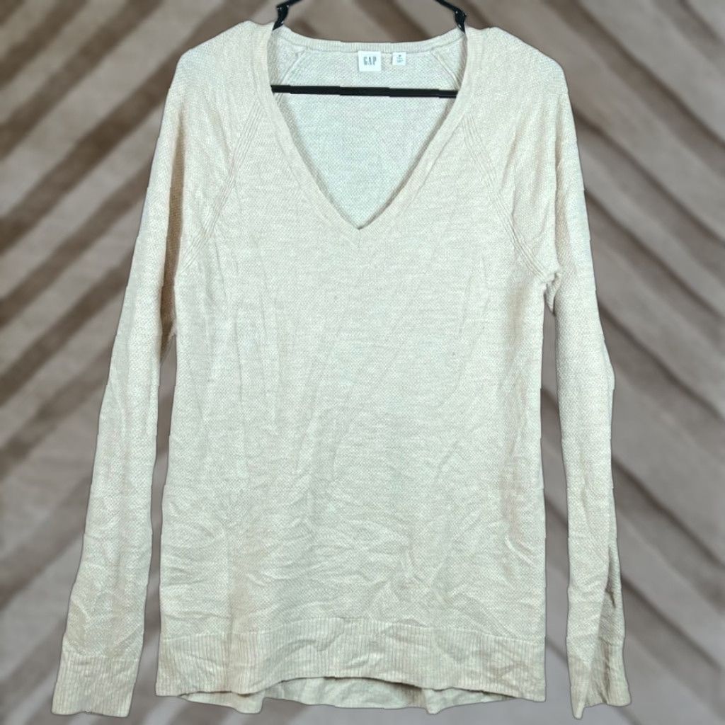 Gap Gap Sweater Cream V-Neck Extra Fine Merino Wool Blend Medium Tall Knit Pullover Womens Casual Workwear Modern Classic Size M / US 6-8 / IT 42-44 - 1 Thumbnail