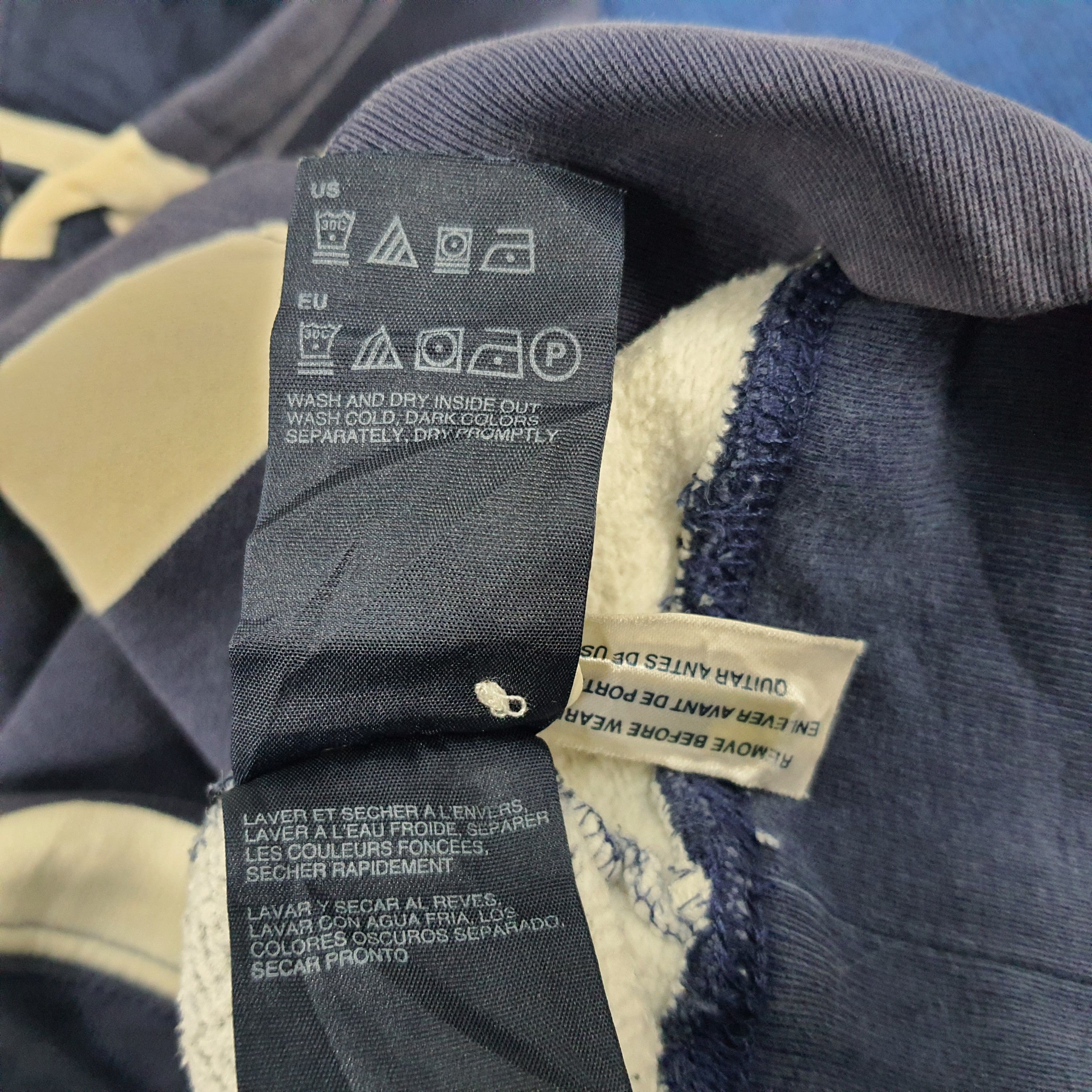 Tommy Hilfiger × Vintage Vintage Tommy Hilfiger Striped Hoodies Size US XL / EU 56 / 4 - 8 Thumbnail