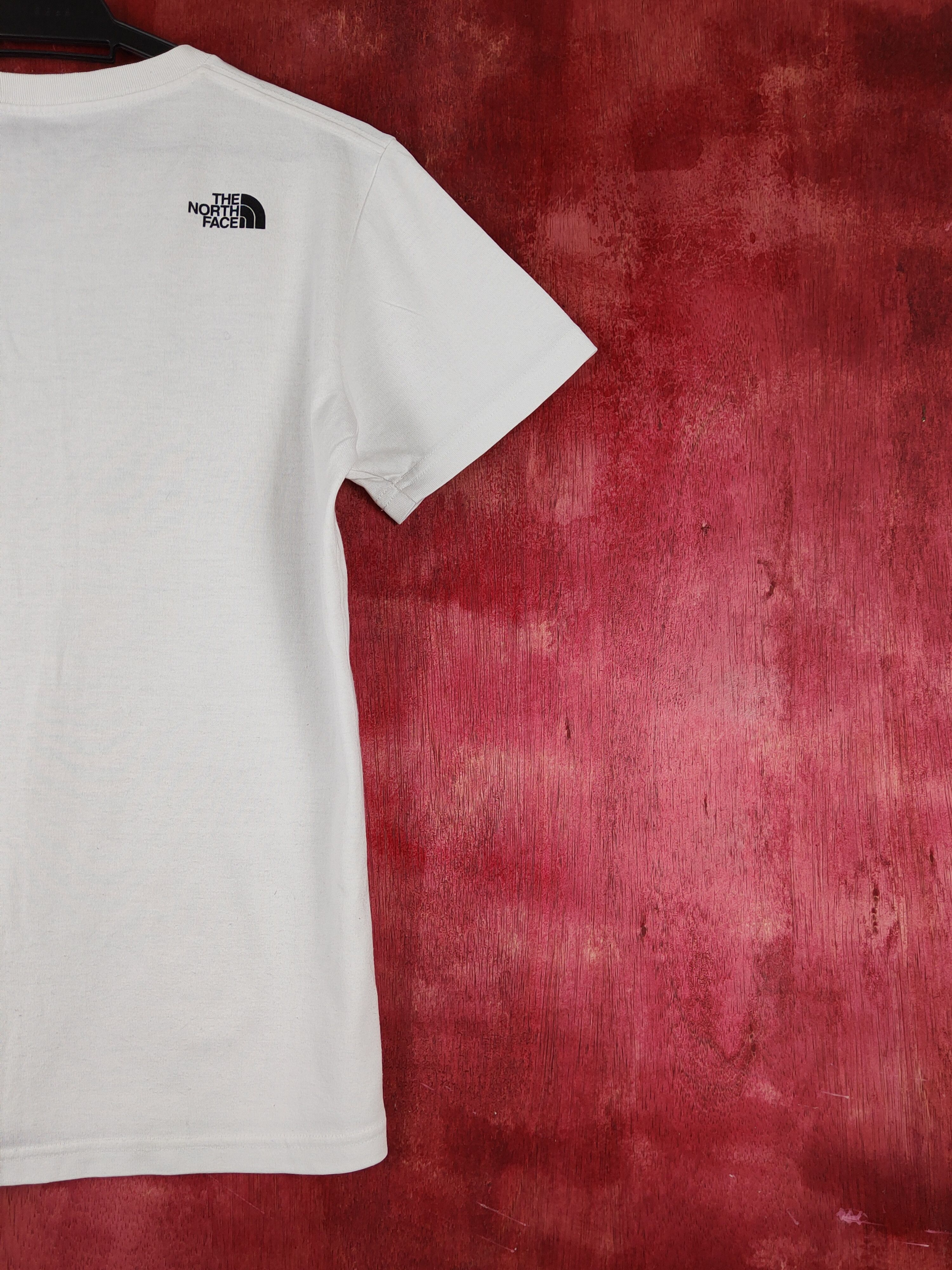 The North Face The North Face White Short Sleeve T-Shirts #S1451 Size US S / EU 44-46 / 1 - 11 Thumbnail