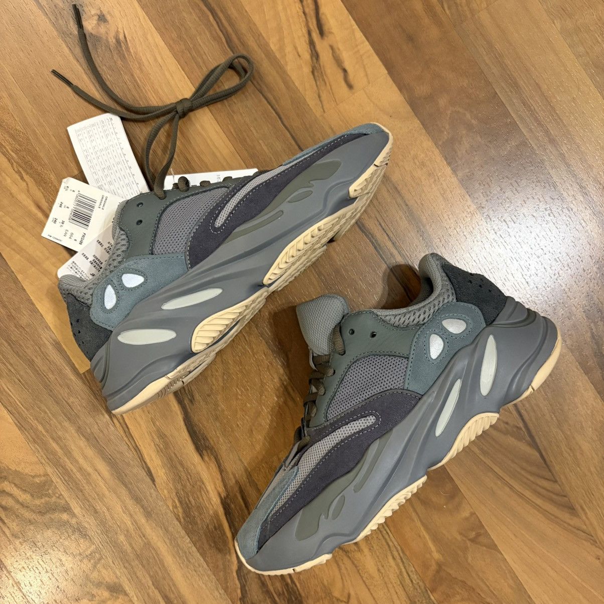 Adidas × Kanye West adidas Yeezy Boost 700 V1 Teal Blue Size US 6.5 / EU 39-40 - 7 Thumbnail