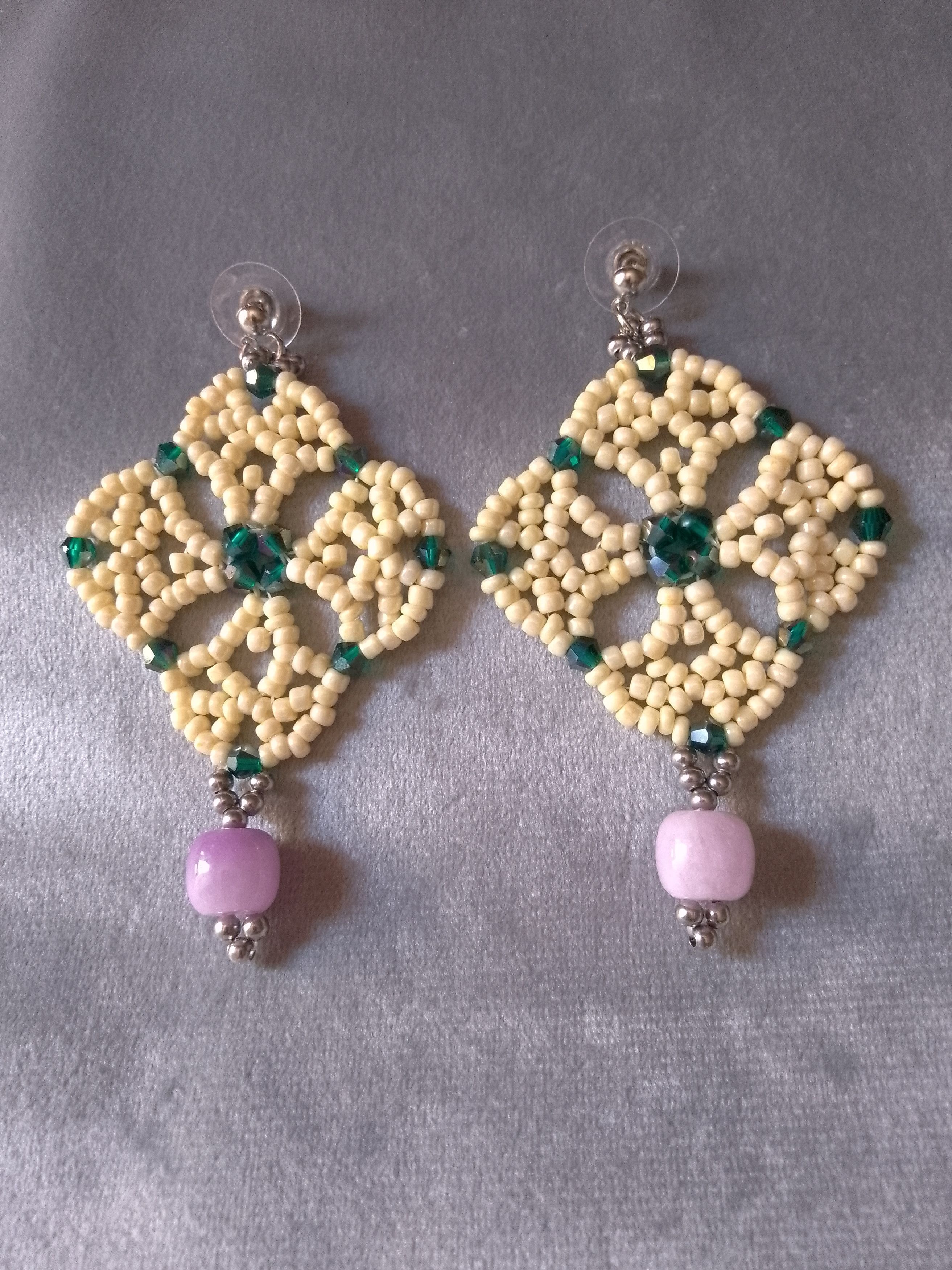 Handmade Earrings flower shaped with purple natural jade dangling Size ONE SIZE - 2 Thumbnail