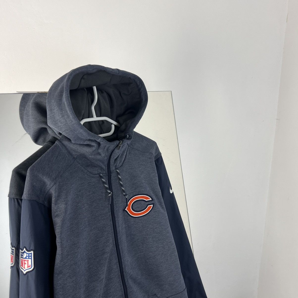 Nike Vintage Nike NFL Swoosh Zip Up Hoodie Streetwear Style Size US S / EU 44-46 / 1 - 2 Thumbnail