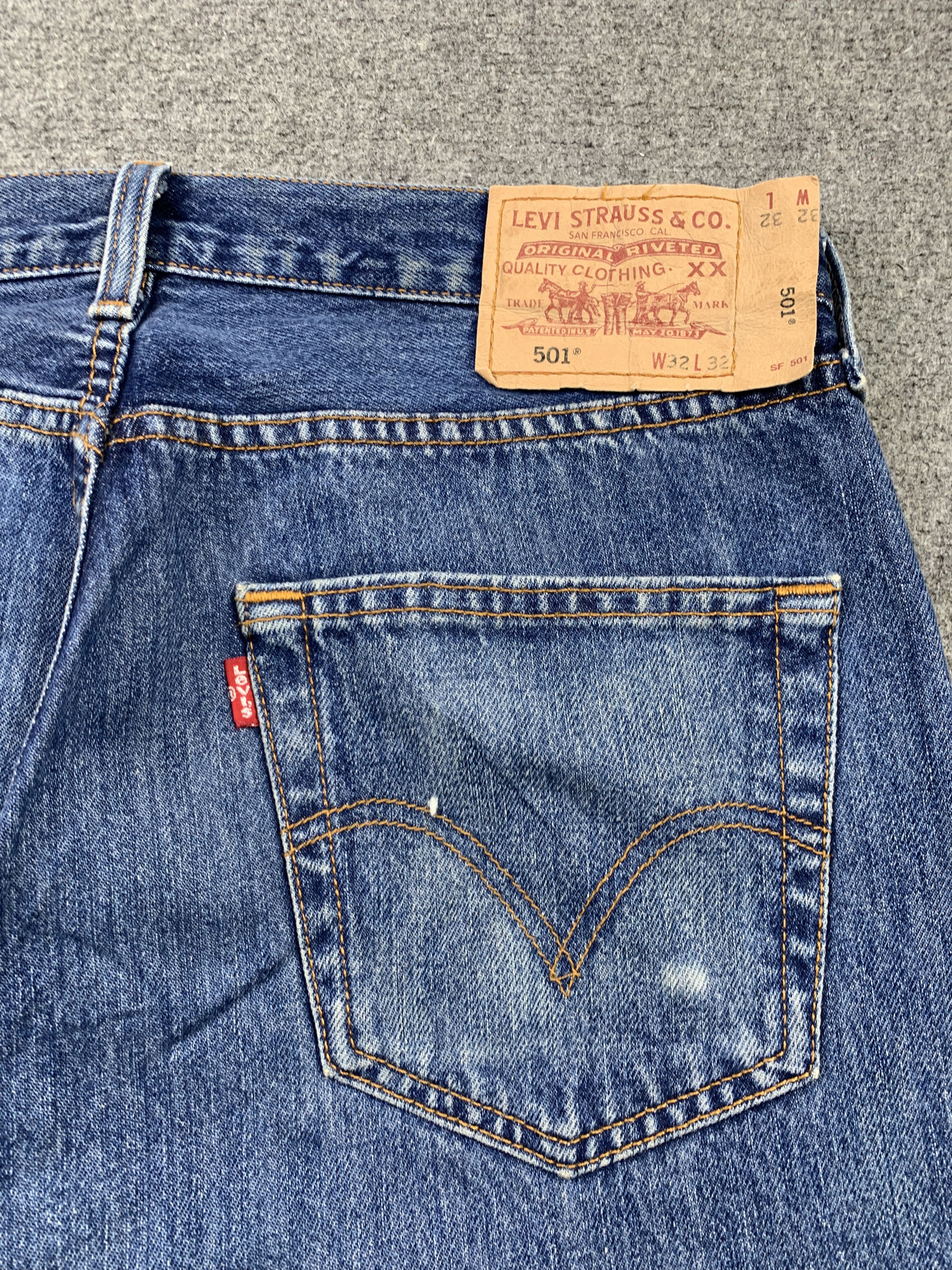 Levi's Vintage Levis 501 Faded Blue Jeans DJ0005 Size US 32 / EU 48 - 15 Thumbnail
