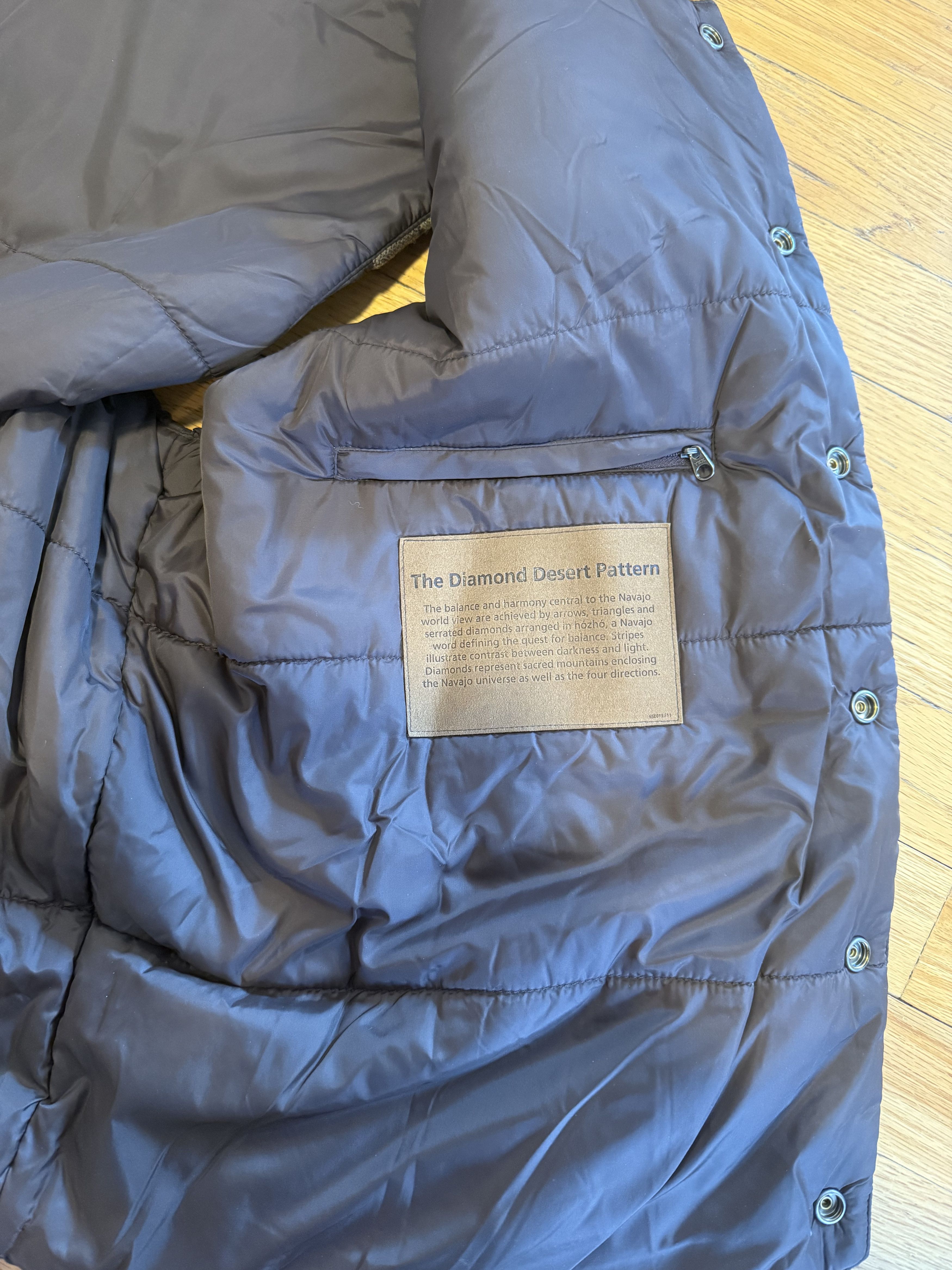 Pendleton Rare Pendleton Diamond Desert Pattern Puffer Down Vest - XL Size US XL / EU 56 / 4 - 5 Thumbnail