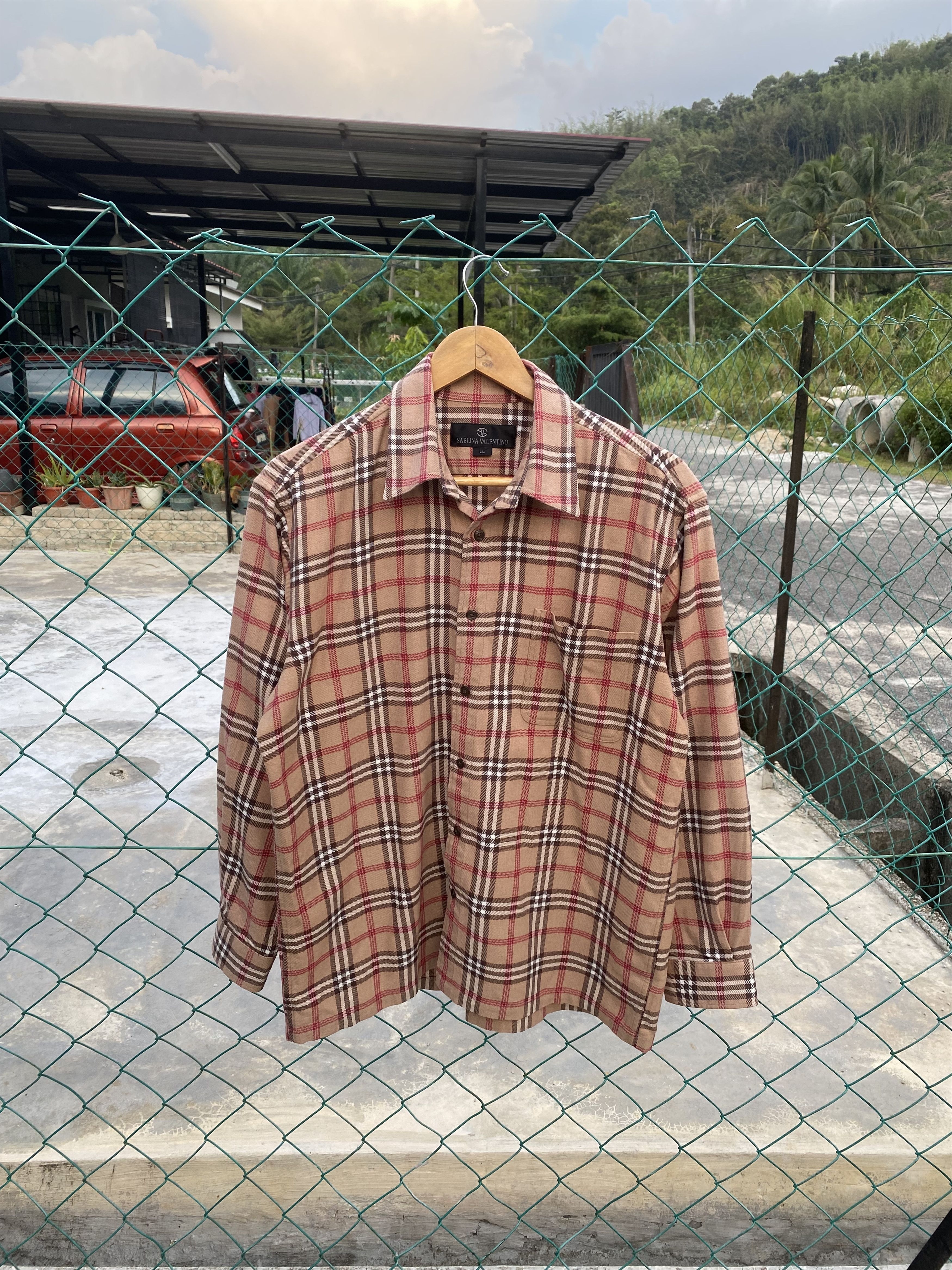 Valentino Sablina Valentino button up flannel shirts Size US L / EU 52-54 / 3 - 1 Thumbnail