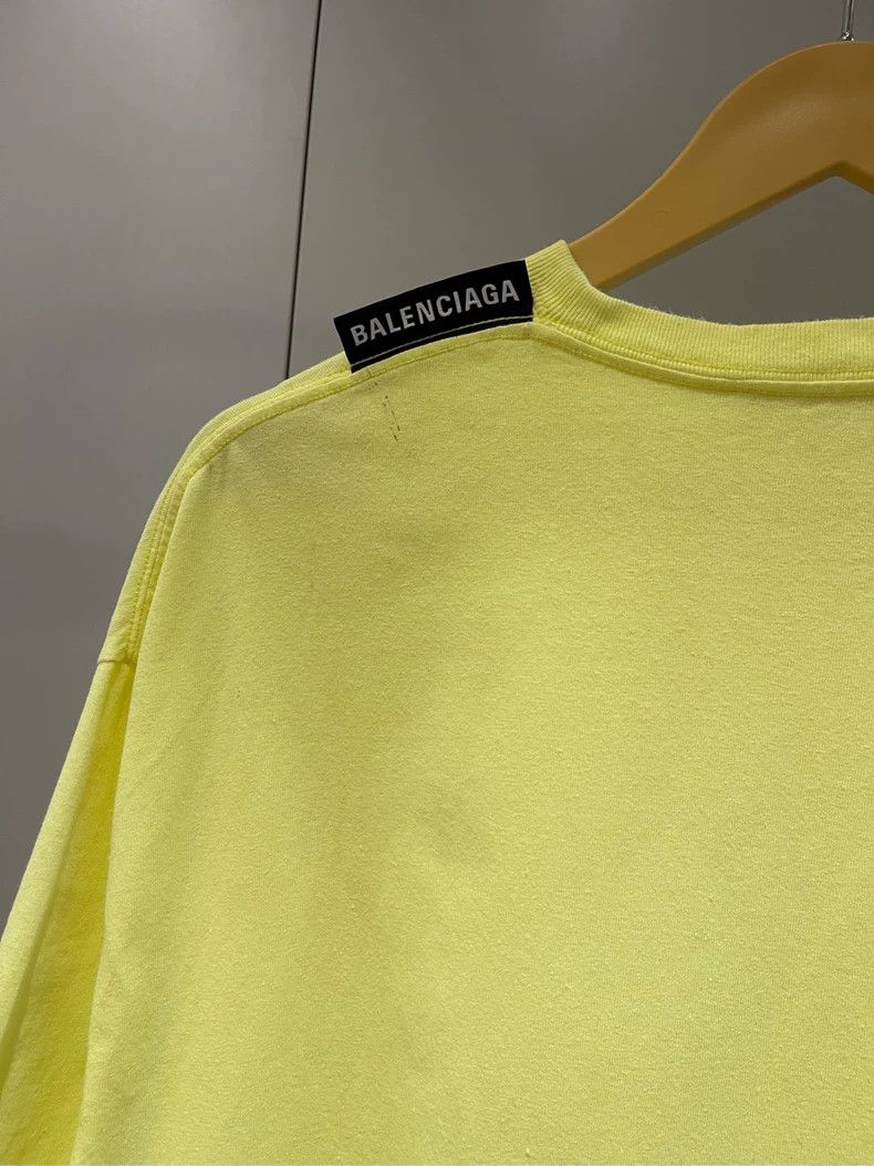 Balenciaga Balenciaga Yellow Logo Short Sleeve T-shirt 2502-Nextarrow Size US XXS / EU 40 - 4 Thumbnail