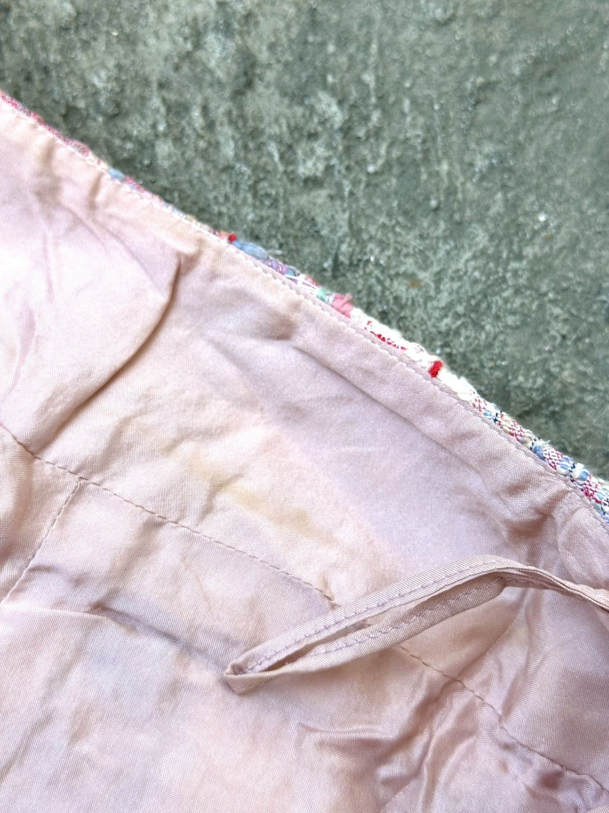 Chanel Chanel - Karl Lagerfeld S/S04 Chanel Coco CC Logo Candy Pink Size 25" / US 0 / IT 36 - 17 Thumbnail
