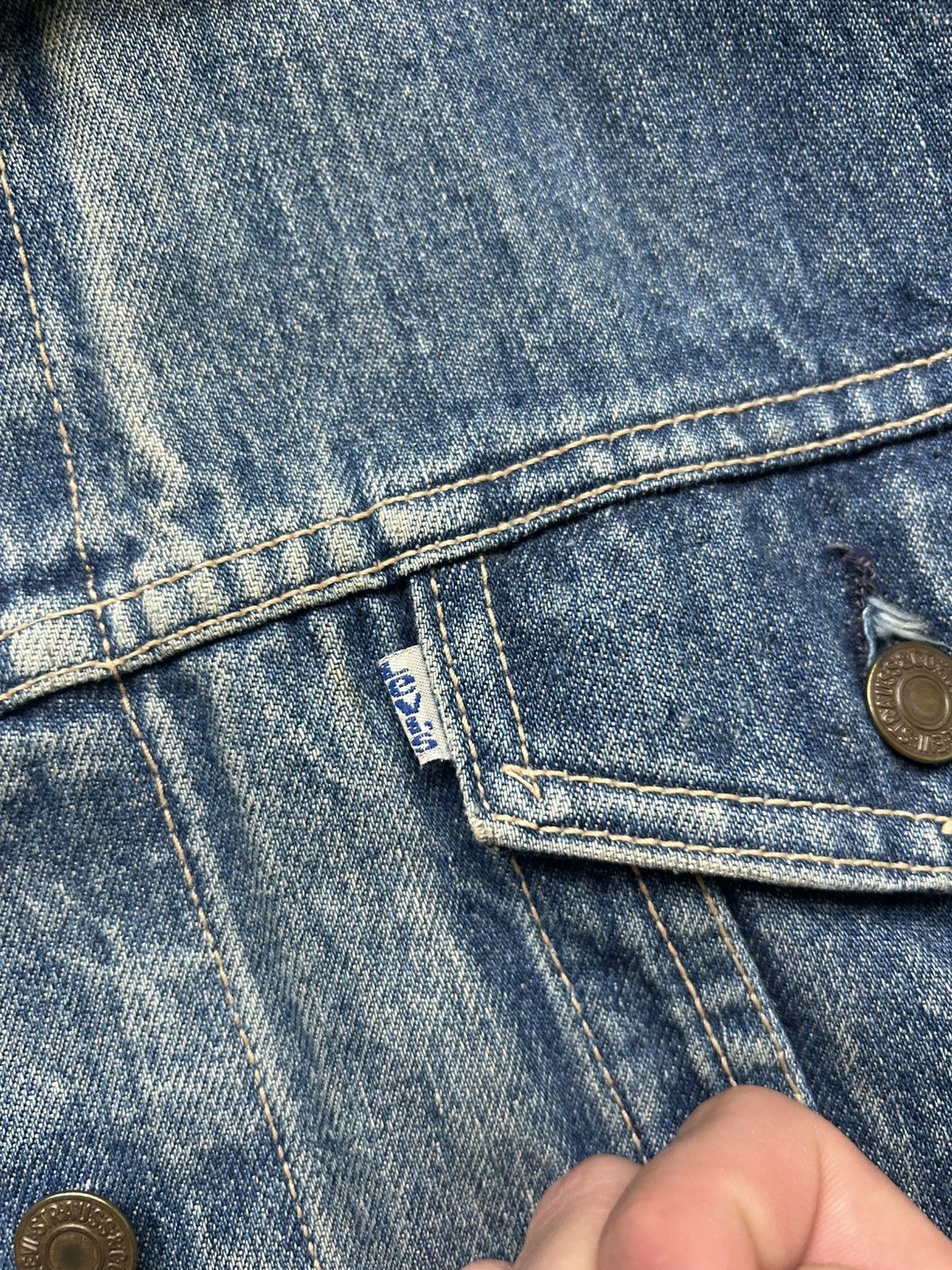 Levi's Vintage Levi’s jean jacket Size US L / EU 52-54 / 3 - 3 Thumbnail