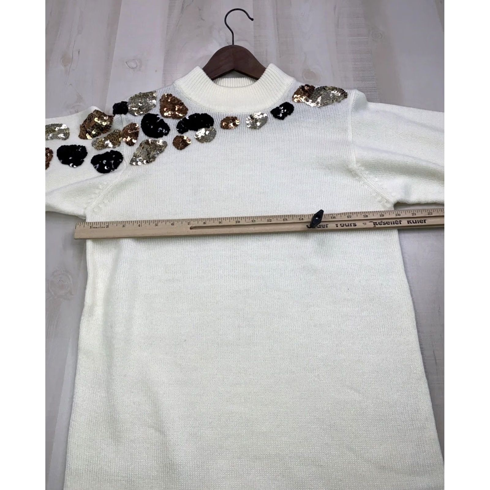 Vintage VINTAGE Darian Cheetah Print High Neck Knit Sweater Dress Women's Small S Long Sleeve Sequin Accents 80s 90s Bohemian Classic Ivory Knit Dress Size S / US 4 / IT 40 - 5 Thumbnail