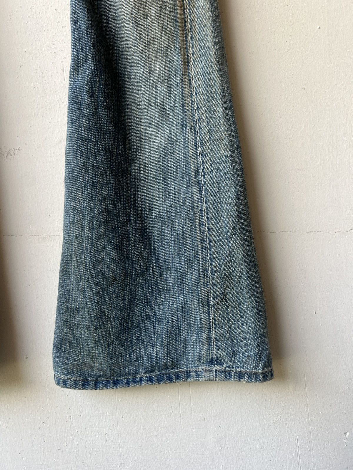5351 POUR LES HOMMES Frog Denim Japan Distress Dirty Mud Denim Super Flare Jeans Size US 32 / EU 48 - 15 Thumbnail