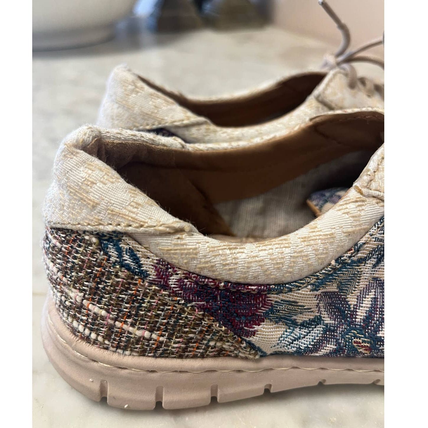Born BORN Taza floral tapestry tweed sneakers size 8 Size US 8 / IT 38 - 6 Thumbnail