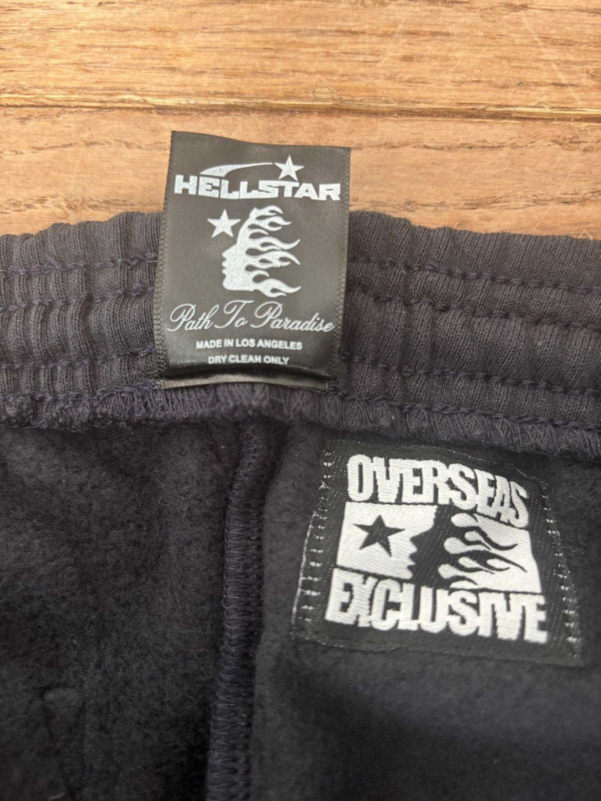 HELLSTAR Hellstar Flame Logo Sweatpants Black Yellow – Size M Size US 32 / EU 48 - 4 Thumbnail