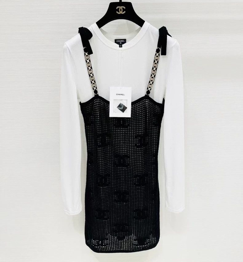 Chanel Chanel Two-piece mesh logo dress Size S / US 4 / IT 40 - 1 Thumbnail