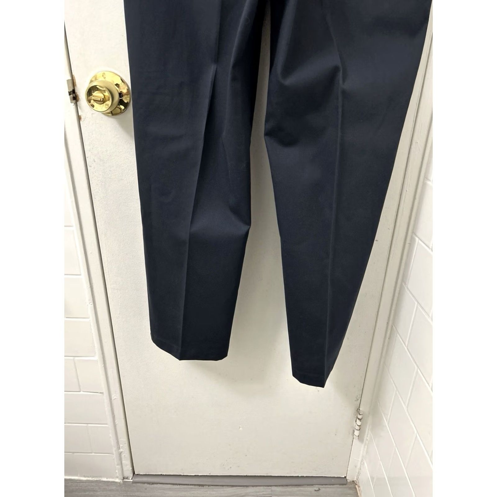 Vintage Lanesboro Pants Mens 34x29 Dark Navy Blue Flat Front Iron Free NWT YKK Khaki Casual Workwear Size US 34 / EU 50 - 3 Thumbnail