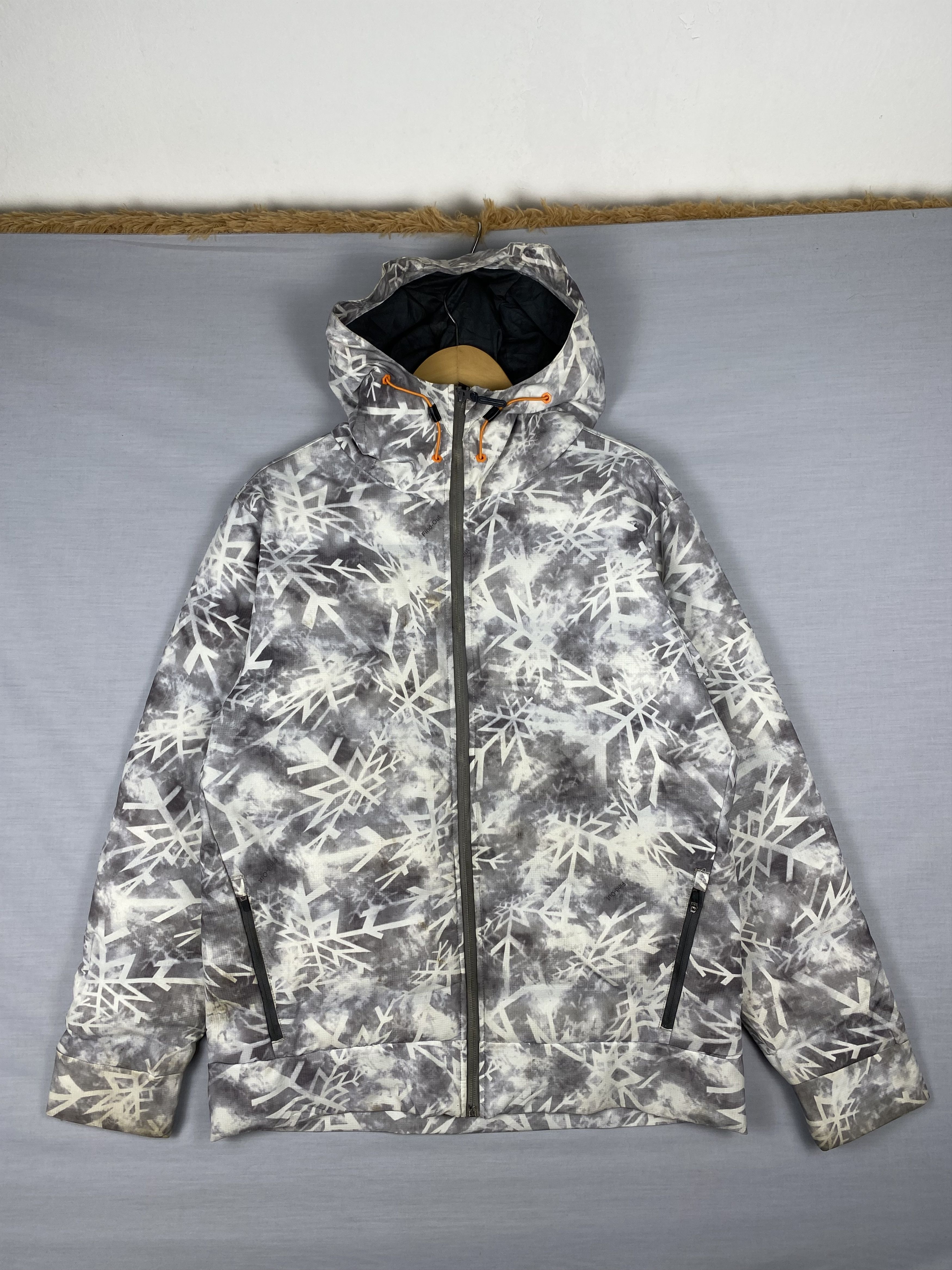 Japanese Brand Vintage Find Out Hoodie Zip Up Puffer Lining Jacket Size US L / EU 52-54 / 3 - 1 Thumbnail