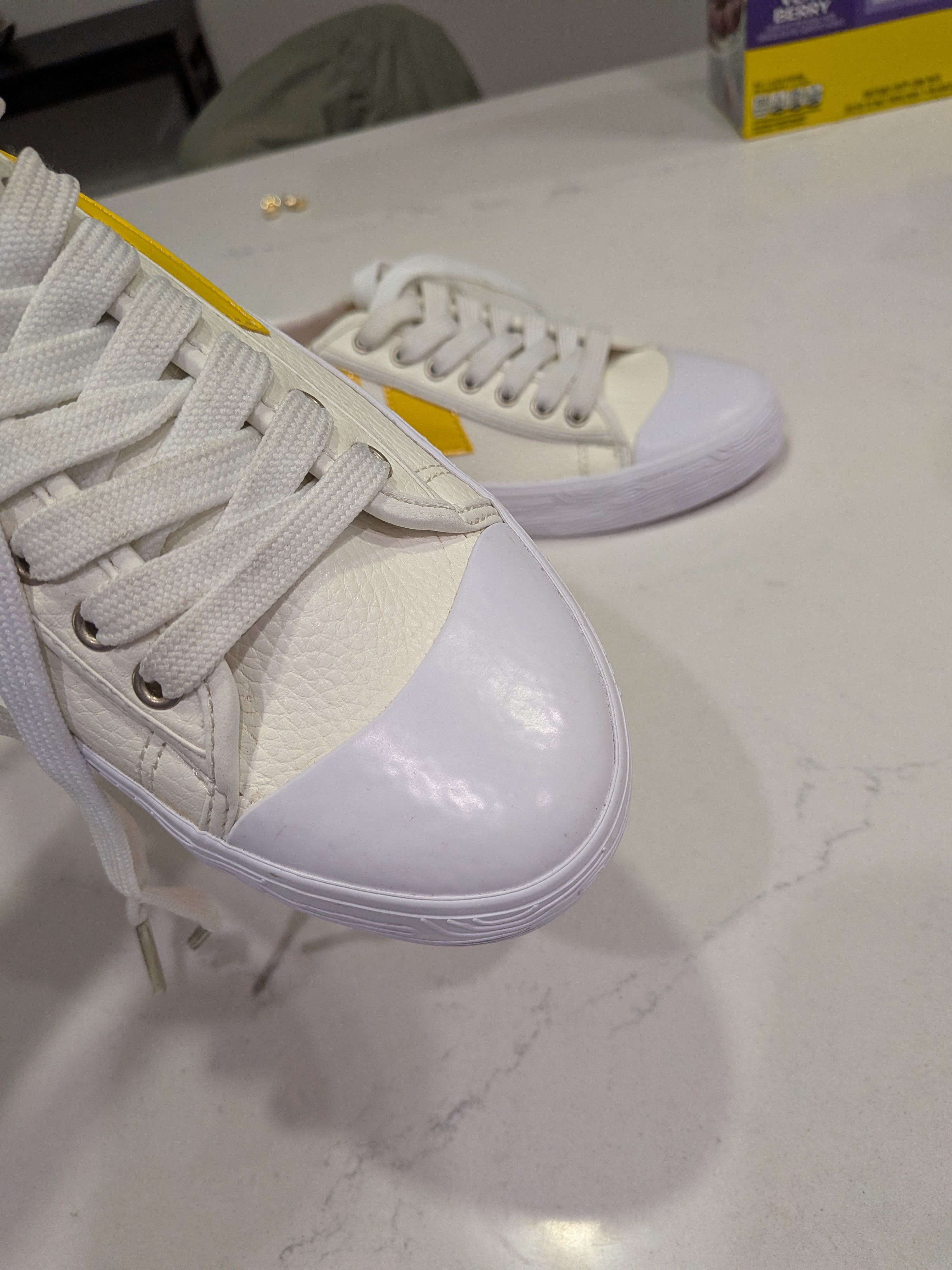 Whensmokeclears Men's sneakers Size US 7 / EU 40 - 8 Thumbnail