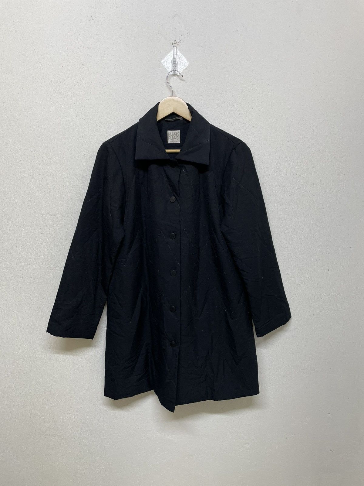 Pleats Please Issey Miyake Vintage Pleats Please Issey Miyake Button Down Coat Jacket Size US M / EU 48-50 / 2 - 1 Thumbnail
