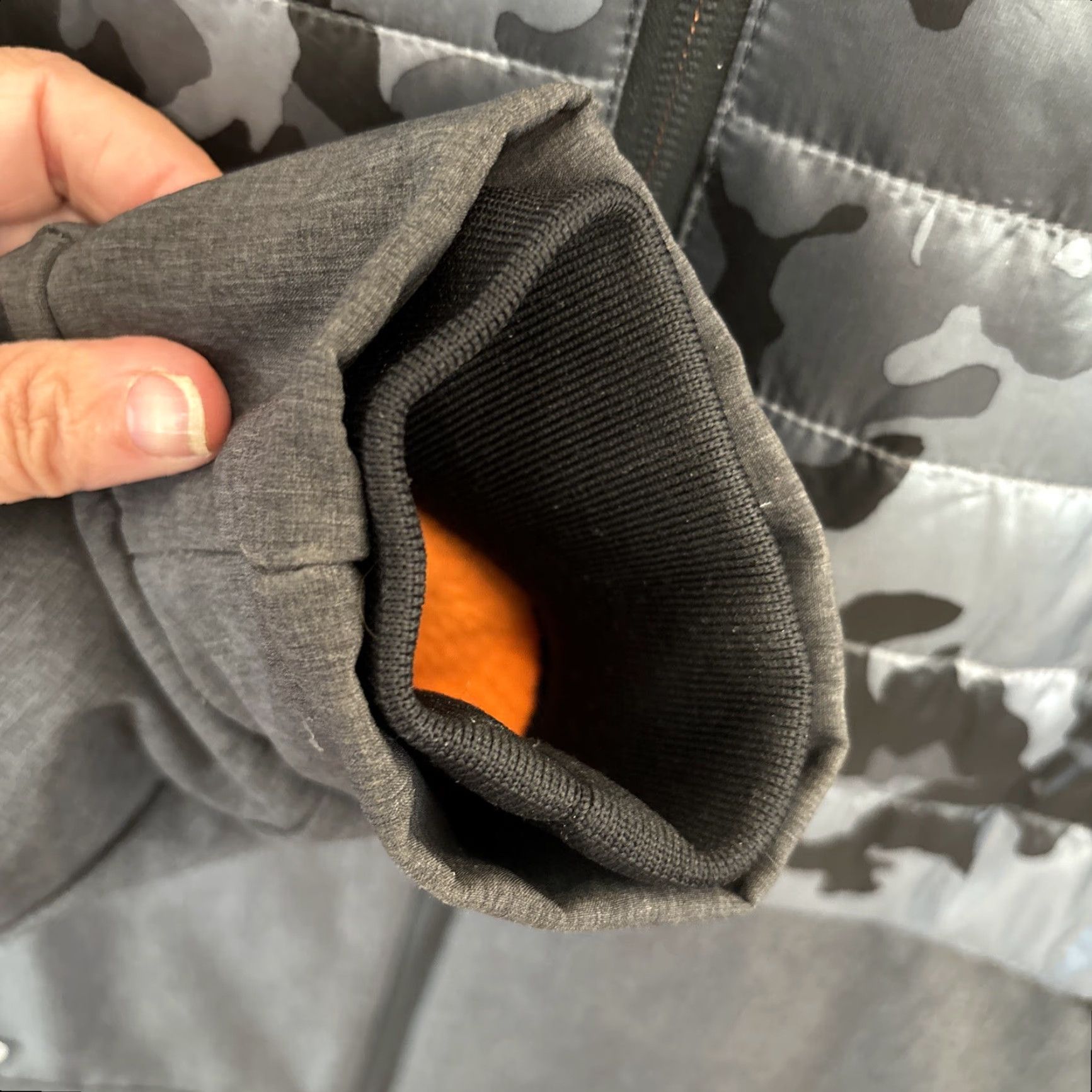 Superdry Superdry Men Jacket 2XL Charcoal Gray Grit Camo Mountain Softshell Hybrid Hooded Size US XXL / EU 58 / 5 - 4 Thumbnail