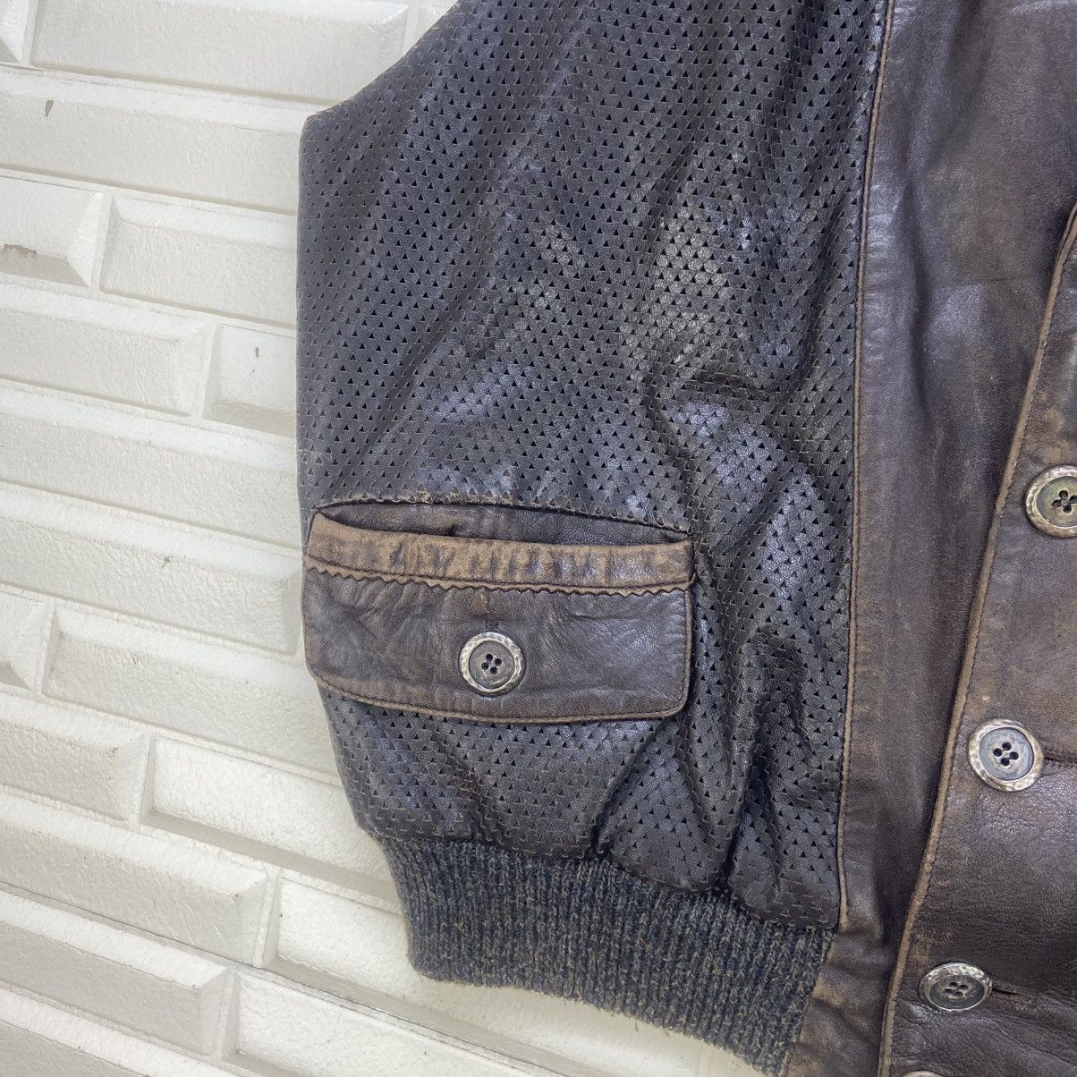 Genuine Leather × Vintage Vintage Asia by Nesti & Co Leather Vests Size US S / EU 44-46 / 1 - 5 Thumbnail