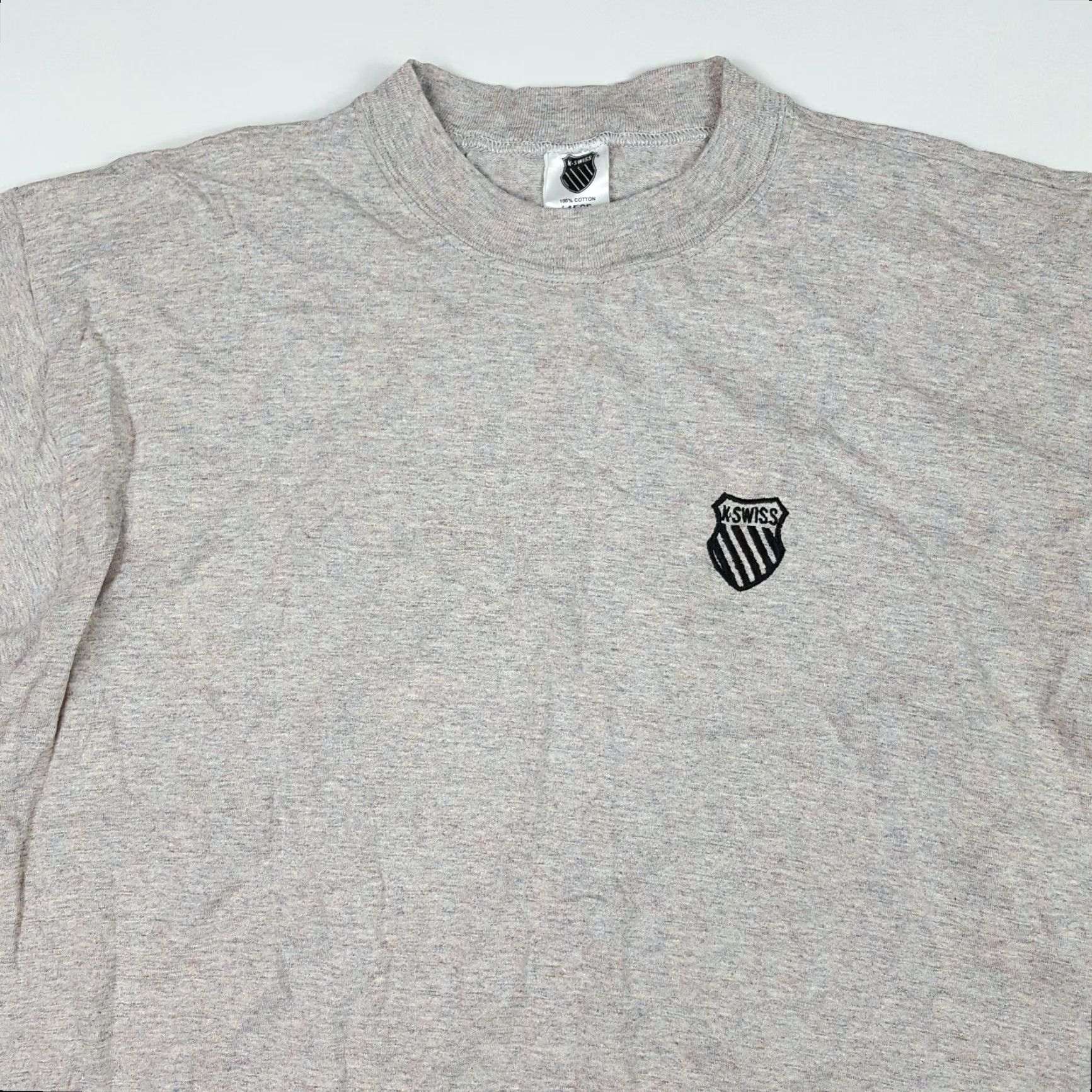 K-Swiss VINTAGE K-Swiss Sports Shirt Men L USA Made Short Sleeve Athletic 90s T Shirt Gray Heather Size US L / EU 52-54 / 3 - 2 Thumbnail
