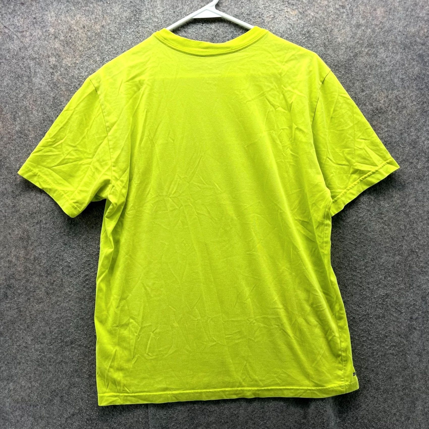 Nike VINTAGE Nike Shirt Mens Small Green Neon Crewneck Athletic Swoosh On Logo Jersey Knit Size US S / EU 44-46 / 1 - 2 Thumbnail
