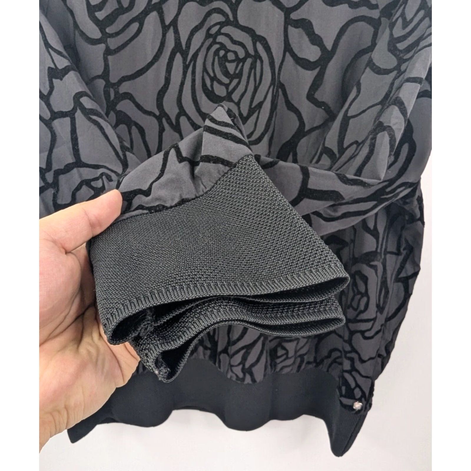 Fabletics Fabletics Blouse Long Sleeve Top 2XL Black Floral Crew Neck Pullover Casual Women Shirt Top Size XXL / US 16-18 / IT 52-54 - 2 Thumbnail