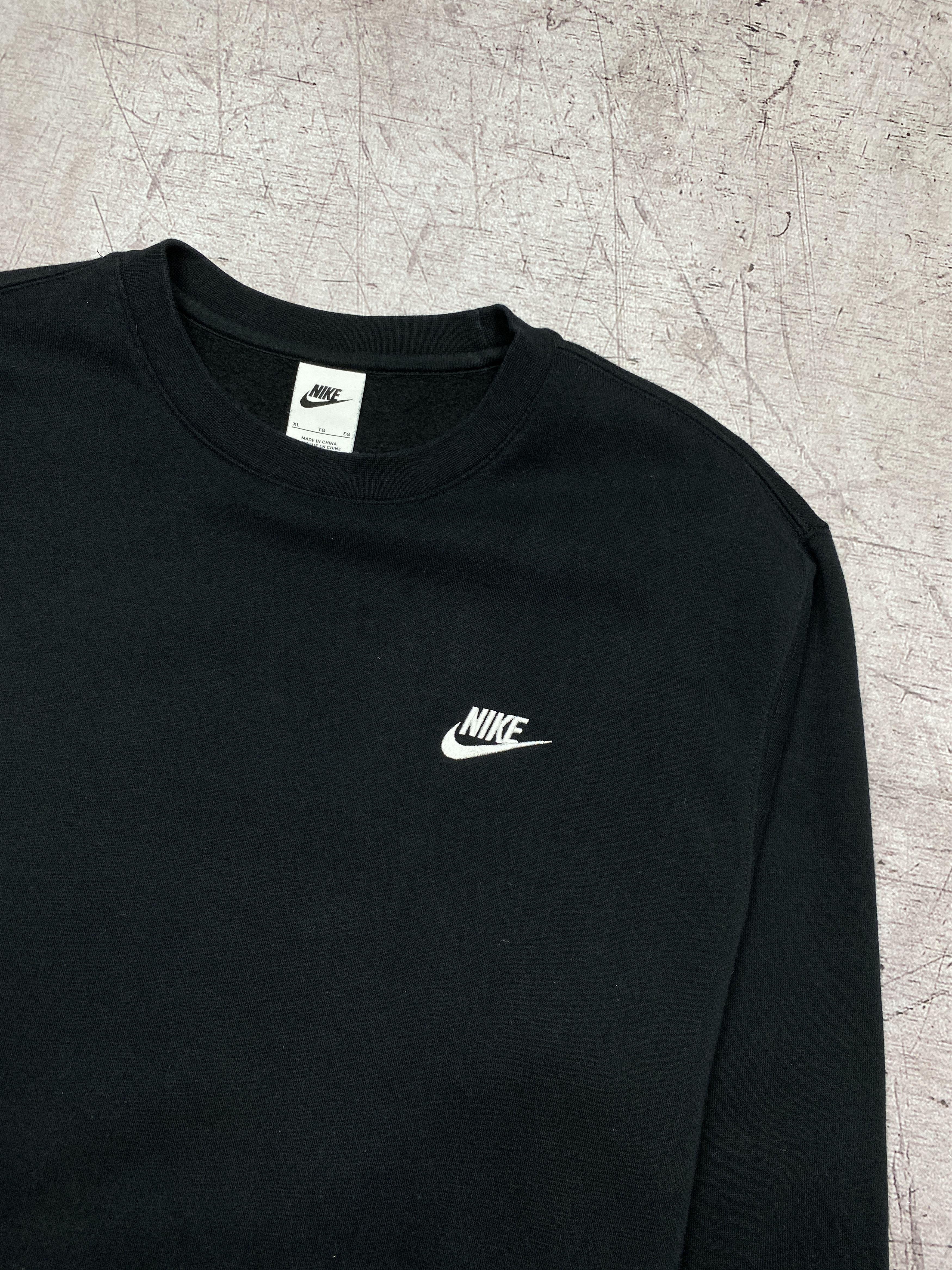 Nike × Vintage Nike Mens Crew Neck Sweatshirt Size US XL / EU 56 / 4 - 2 Thumbnail