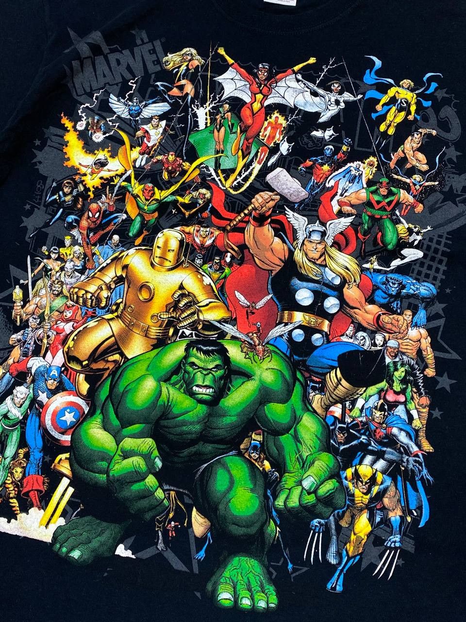 Marvel Comics Vintage Marvel 2000s All Heroes Avengers Print T-Shirt Size US L / EU 52-54 / 3 - 8 Thumbnail