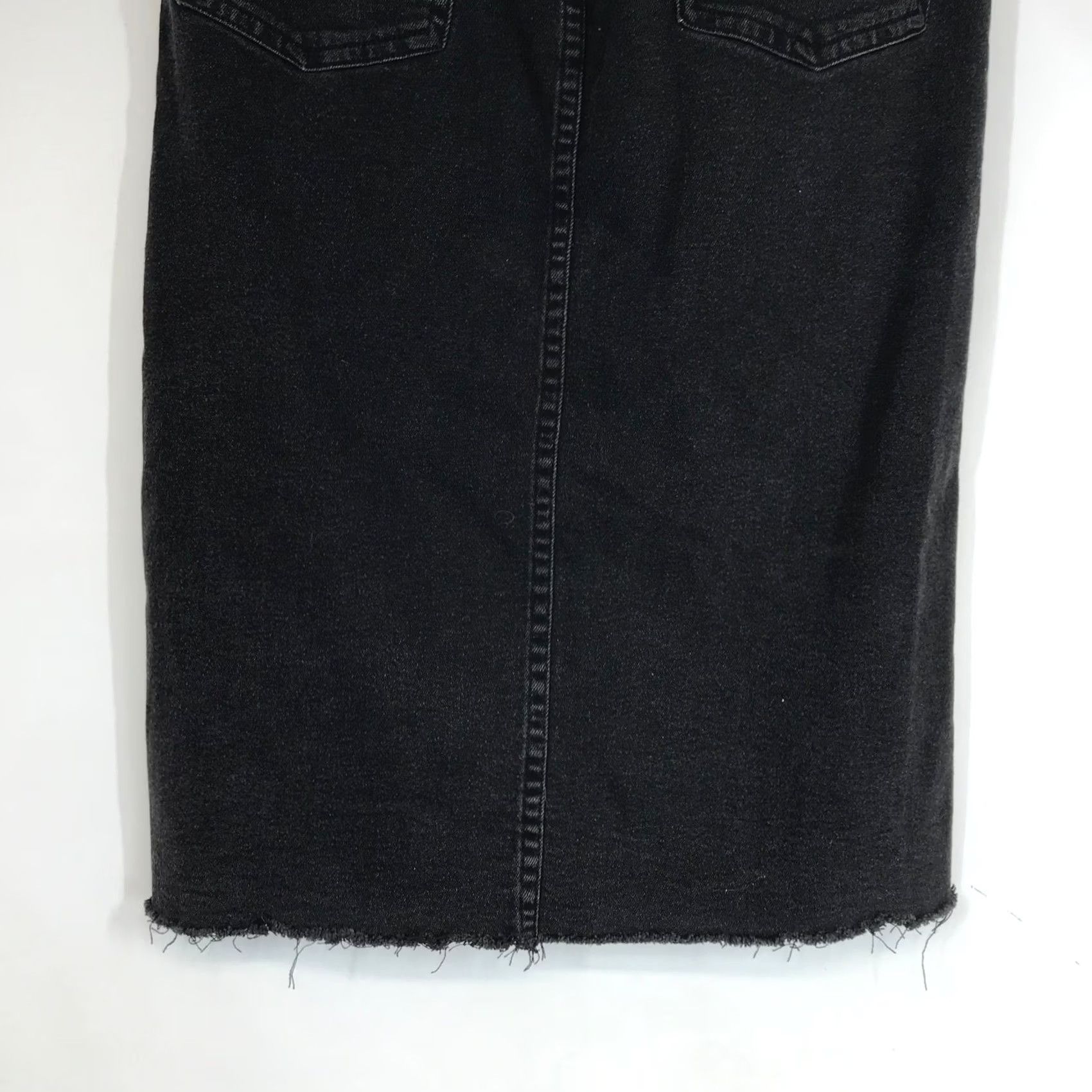 Vintage Universal Standard Black Denim Midi Skirt Front Slit Raw Hem Size XS Women Size 26" / US 2 / IT 38 - 6 Thumbnail