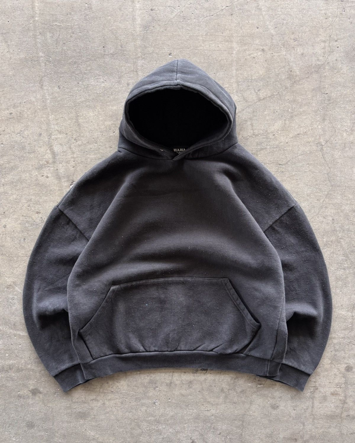 Russell Athletic 2000s Heavyweight Faded Black Blank Boxy Hoodie Size US L / EU 52-54 / 3 - 1 Thumbnail