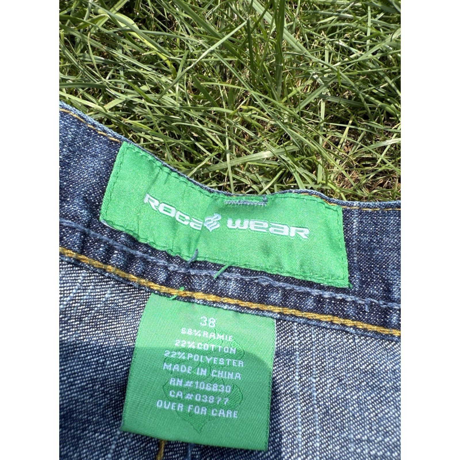 Rocawear VINTAGE Rocawear Denim Jorts Baggy Wide Embroidered Logo 5-Pocket Mens 38 Blue Size US 38 / EU 54 - 3 Thumbnail